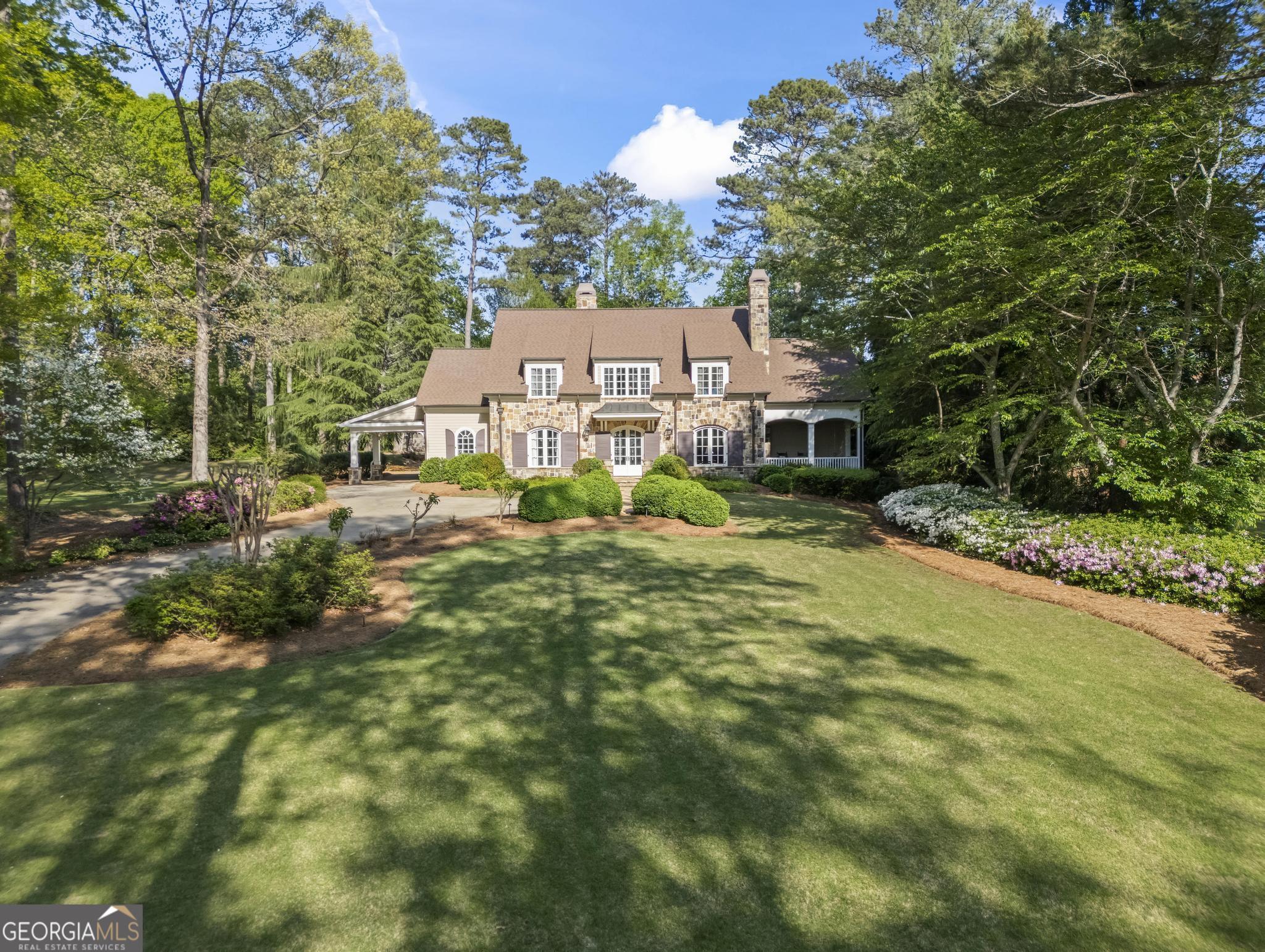 323 Se Rolling Rock Road Se Property Photo 1