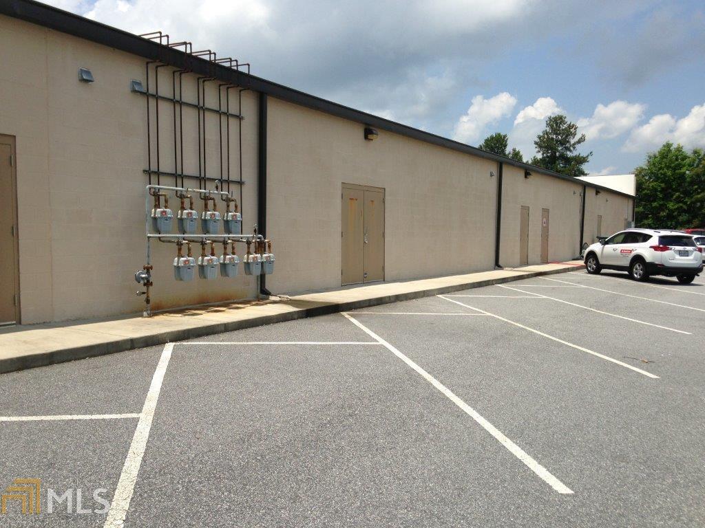 229 S Davis Road Suite 600 Property Photo 2