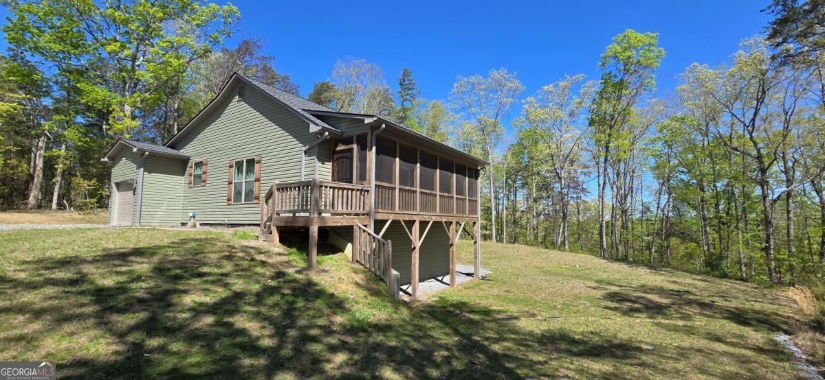 2297 Highway 136 W Property Photo