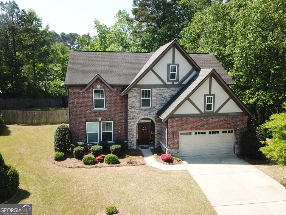 3215 Trowbridge Drive Property Photo 1