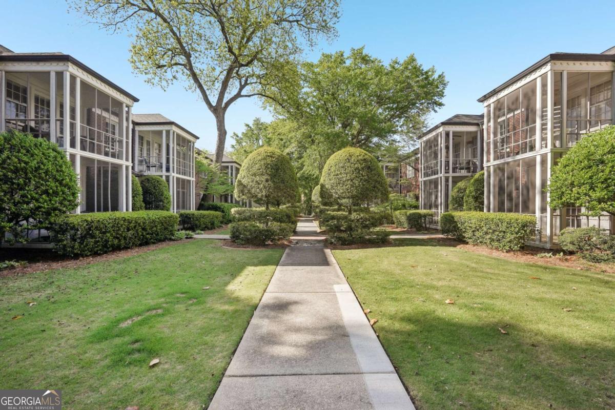 55 Delmont Drive Ne # D1 Property Photo 1