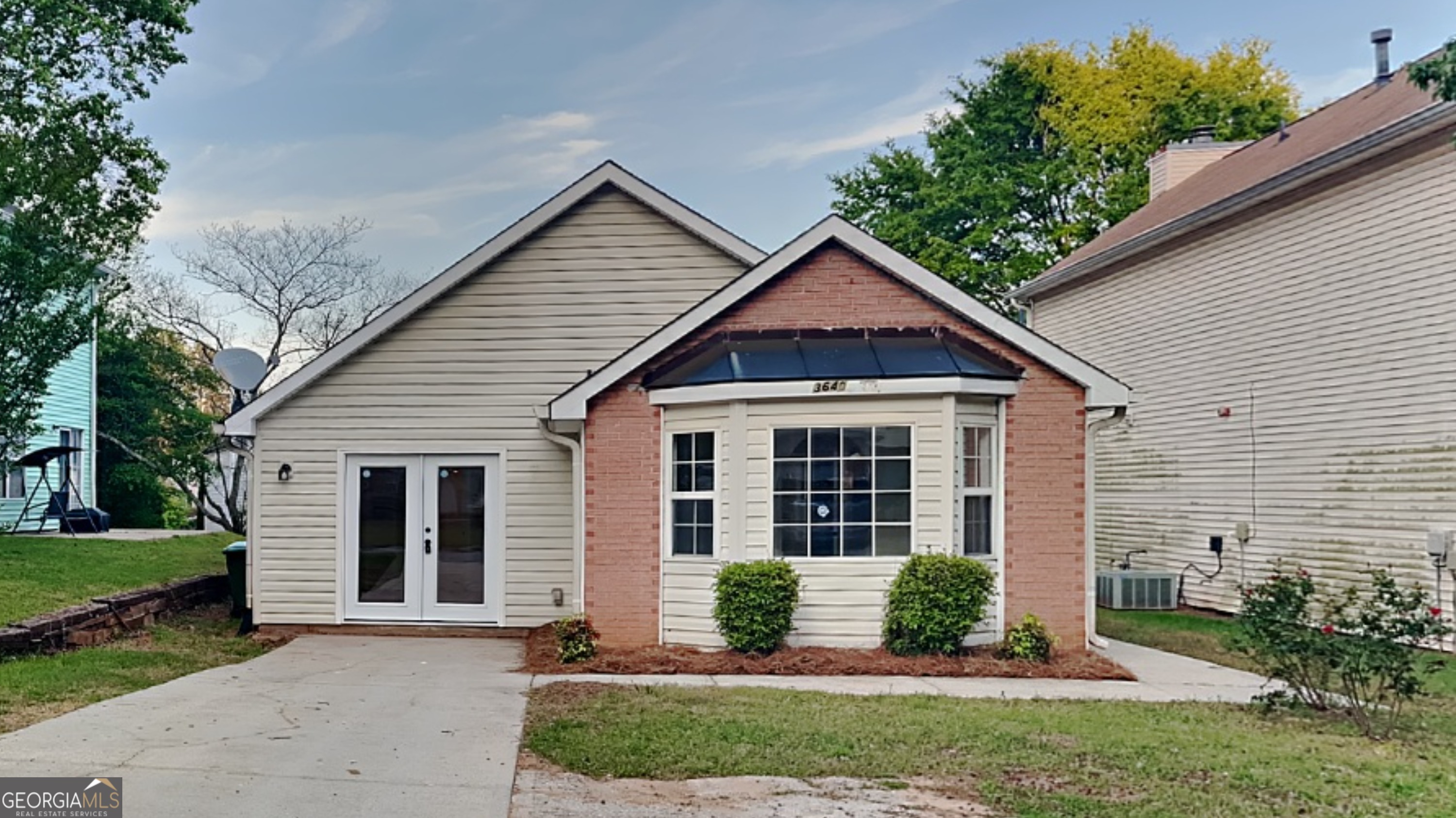 3640 Sapphire Court Property Photo 1