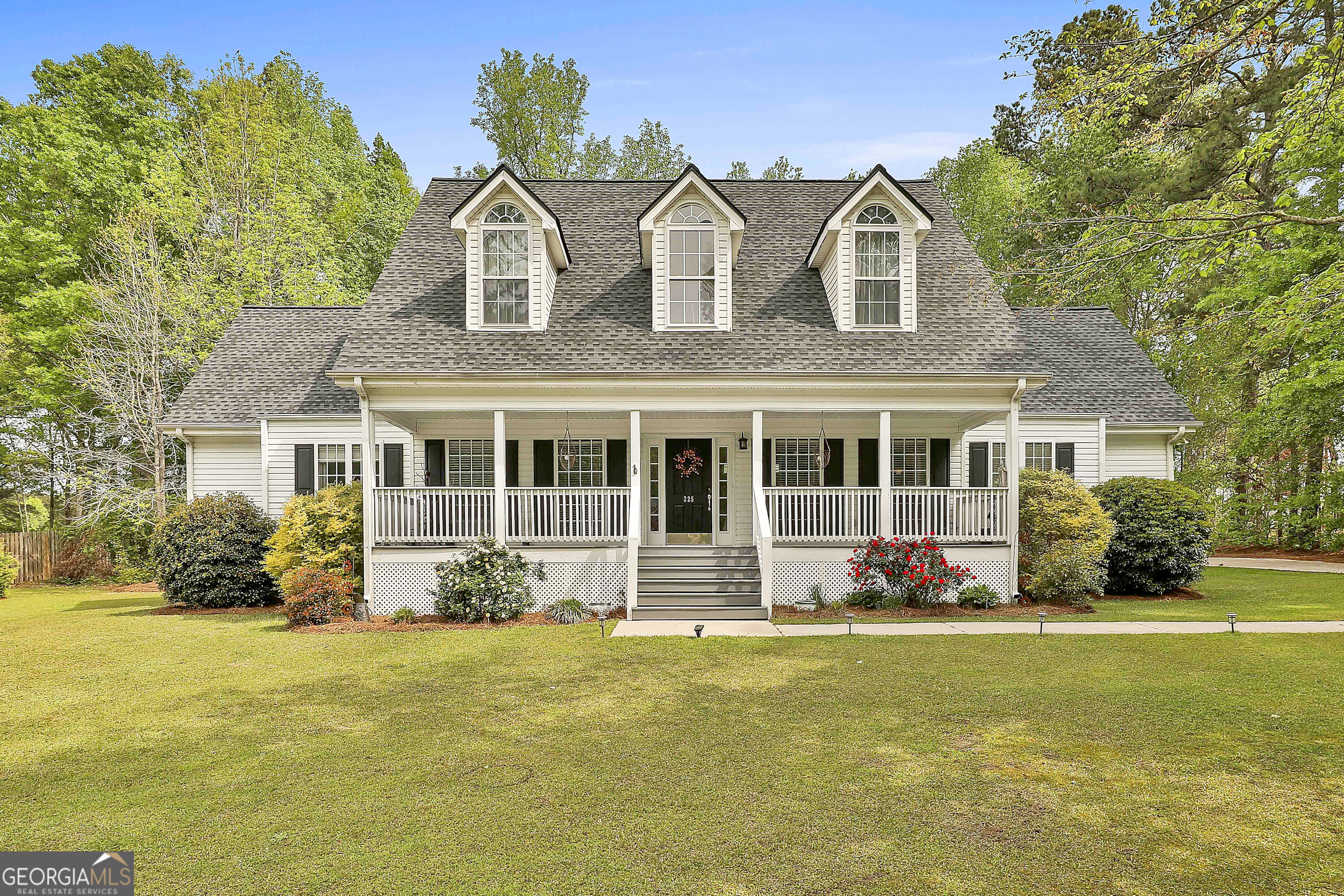 225 Mapledale Trail Property Photo