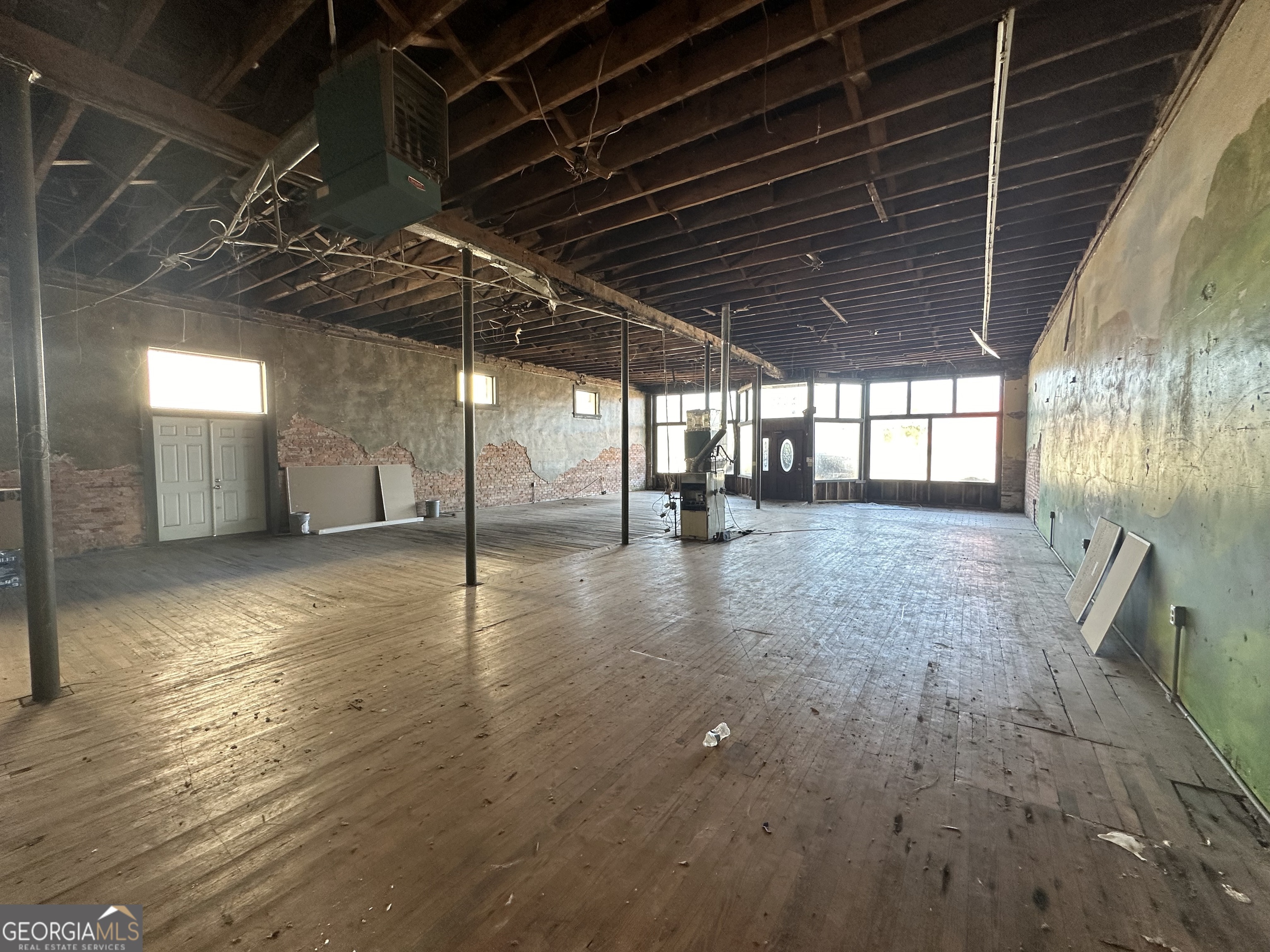 13 Public Square Property Photo 2