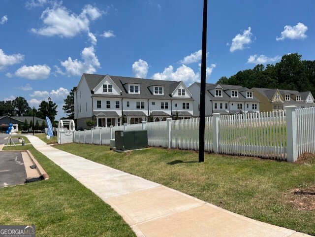 208 Village Overlook # J3 Property Photo 4