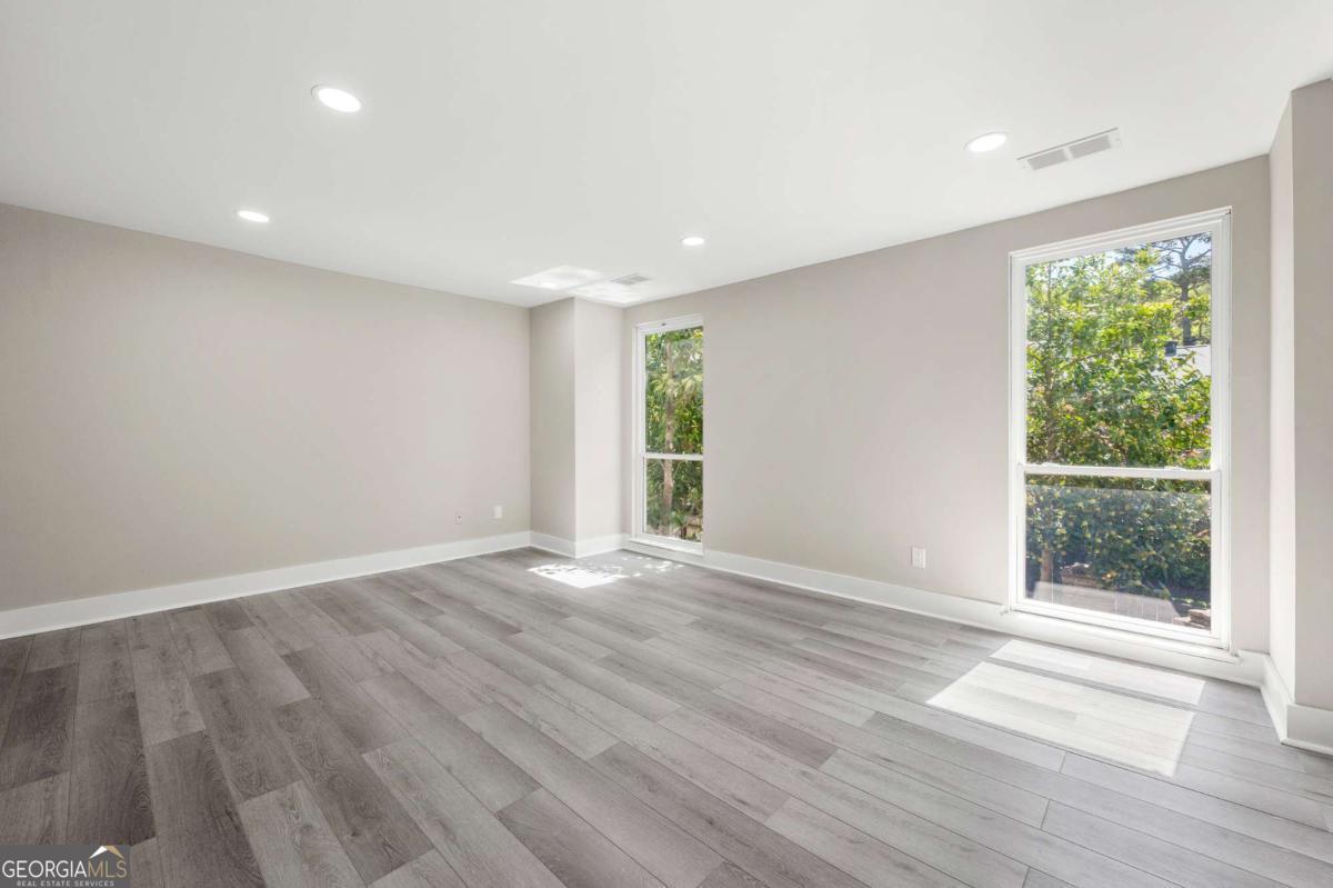 1009 Riverbend Club Drive Se Property Photo 20