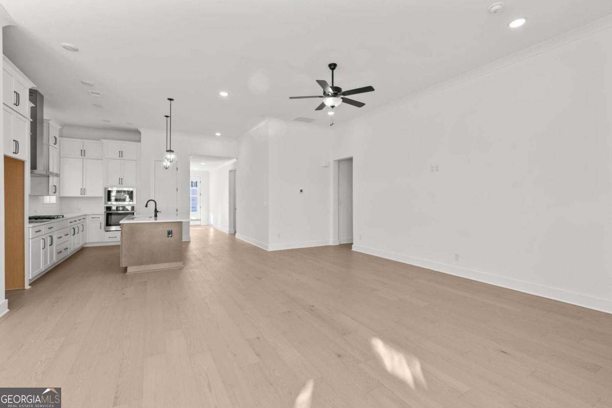 215 Strawberry Lane Property Photo 19