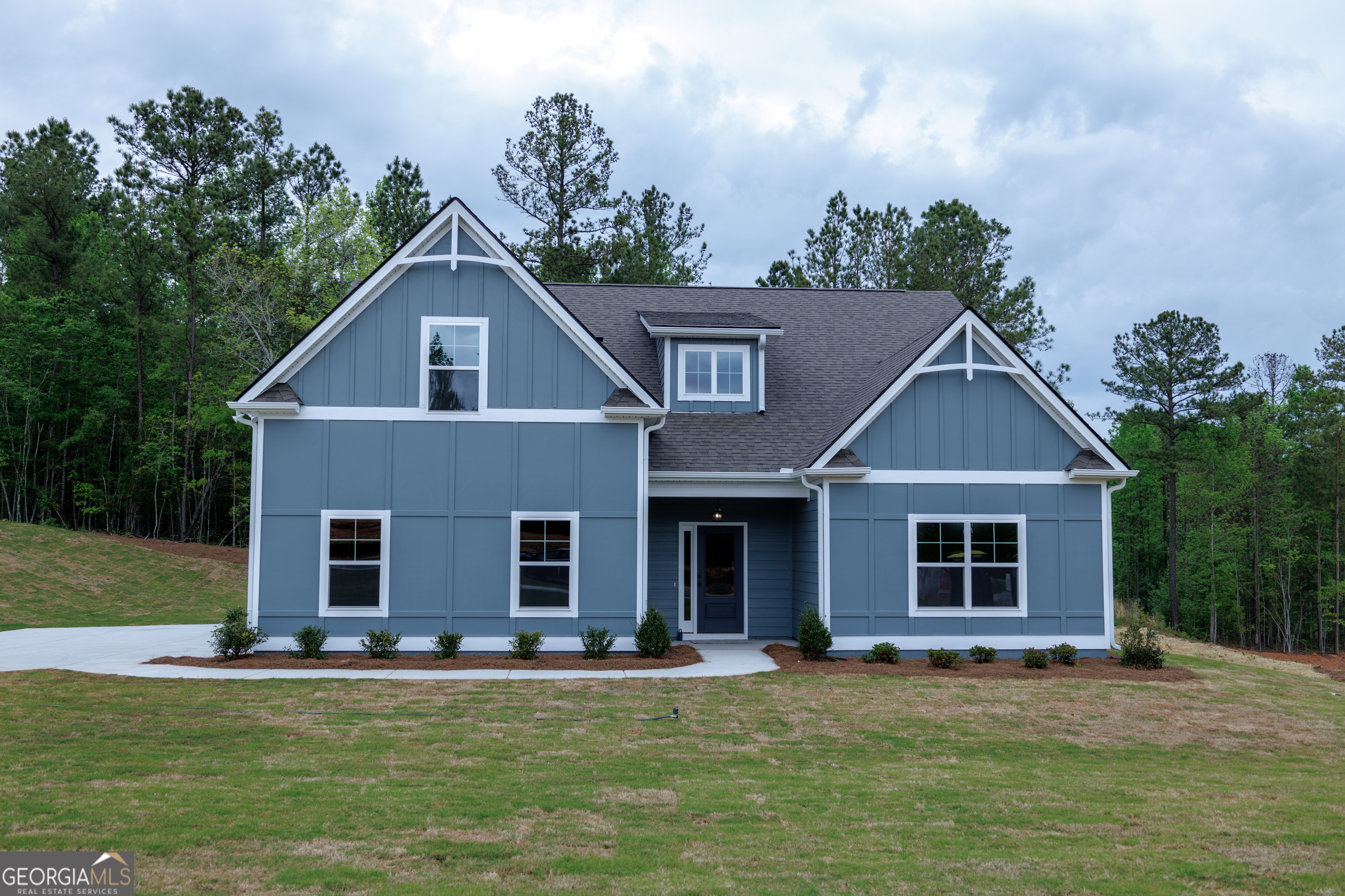 156 Piney Woods Drive # 6 Property Photo
