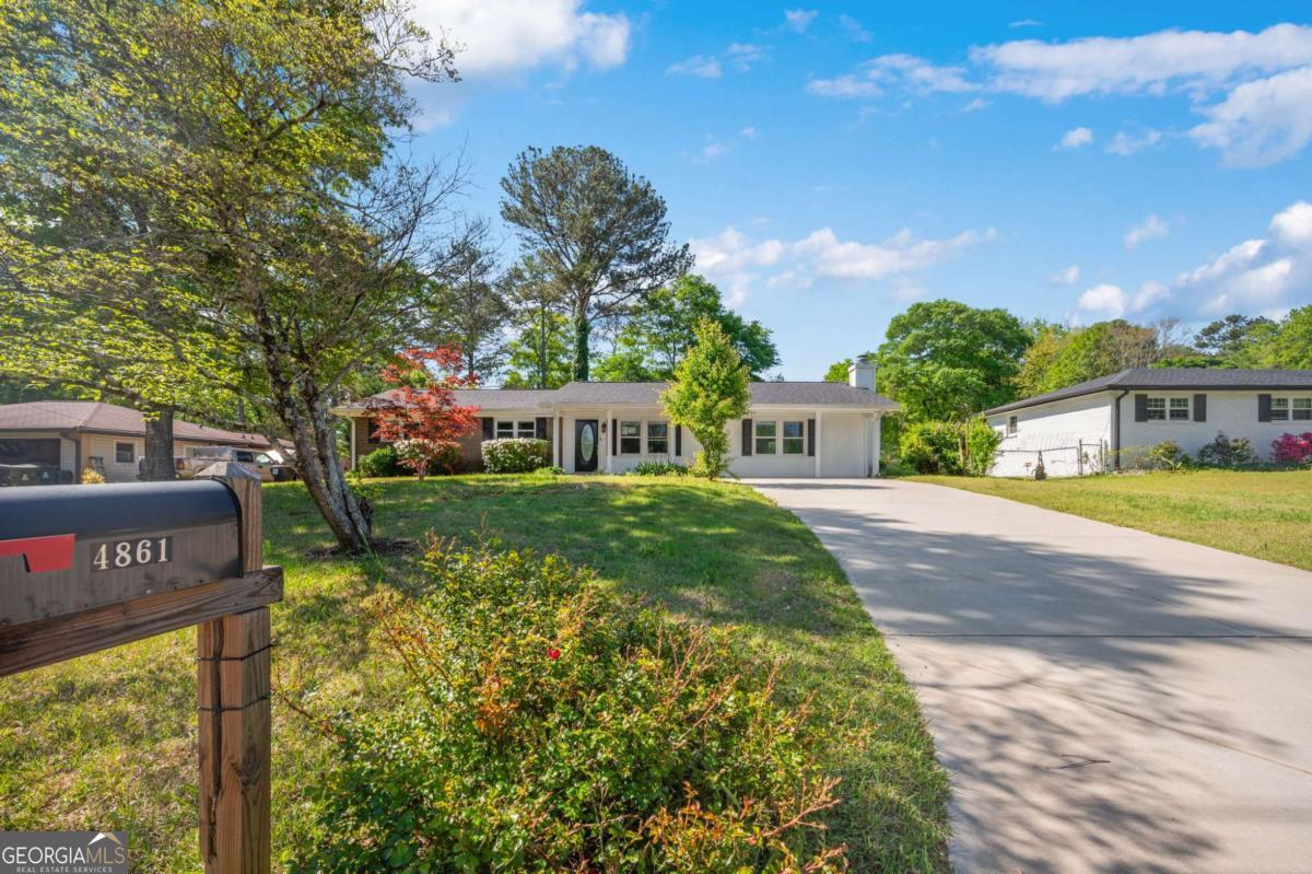 4861 Alcan Road Property Photo 1