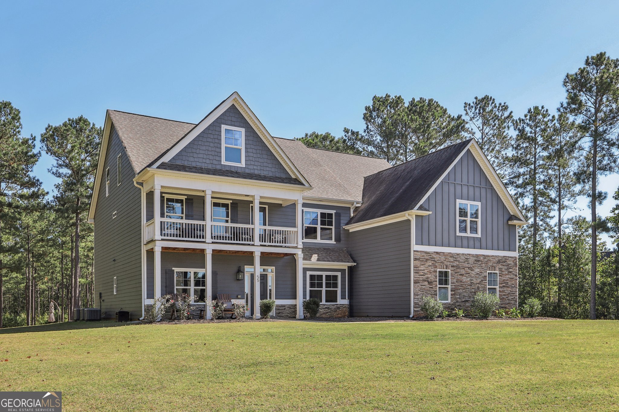 55 Fox Hall Crossing E Property Photo 2