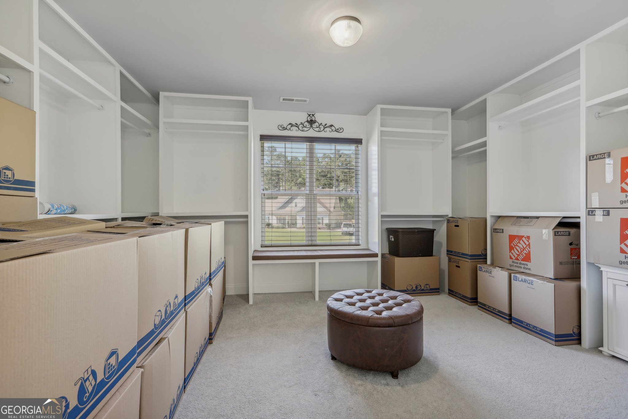 55 Fox Hall Crossing E Property Photo 41