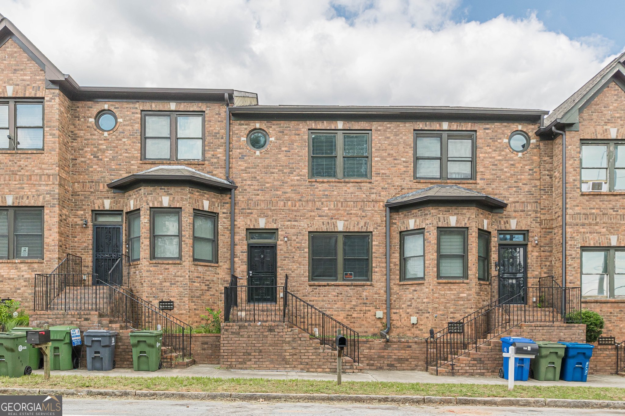 683 Pryor Street Sw # C Property Photo 1
