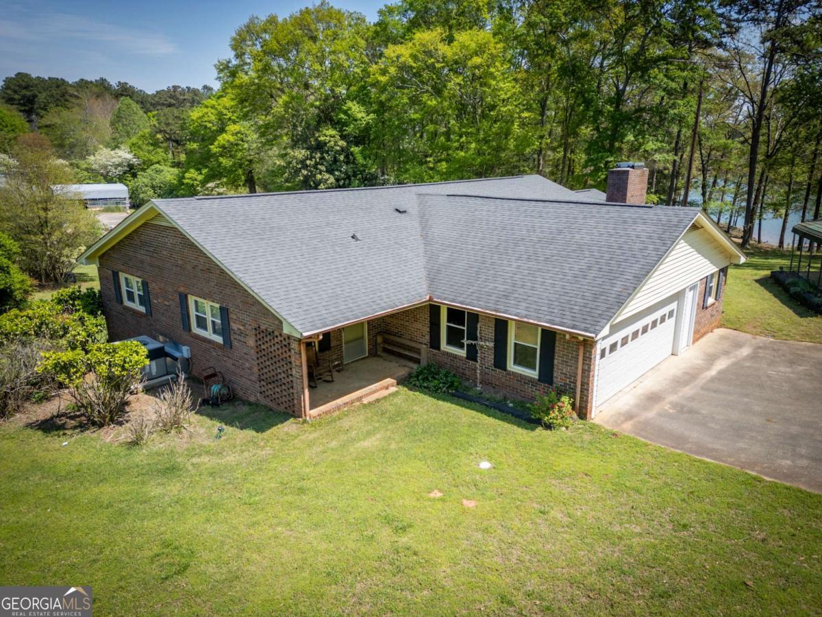 2580 Ridge Road Property Photo 1