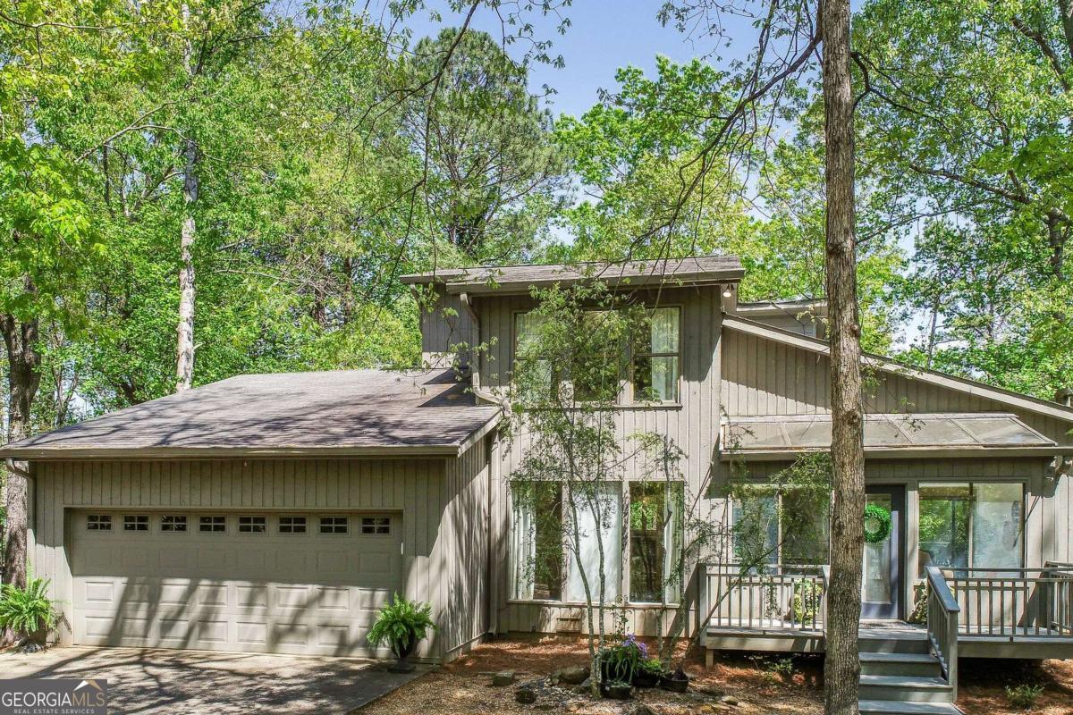 4242 Loch Highland Parkway Ne Property Photo 1