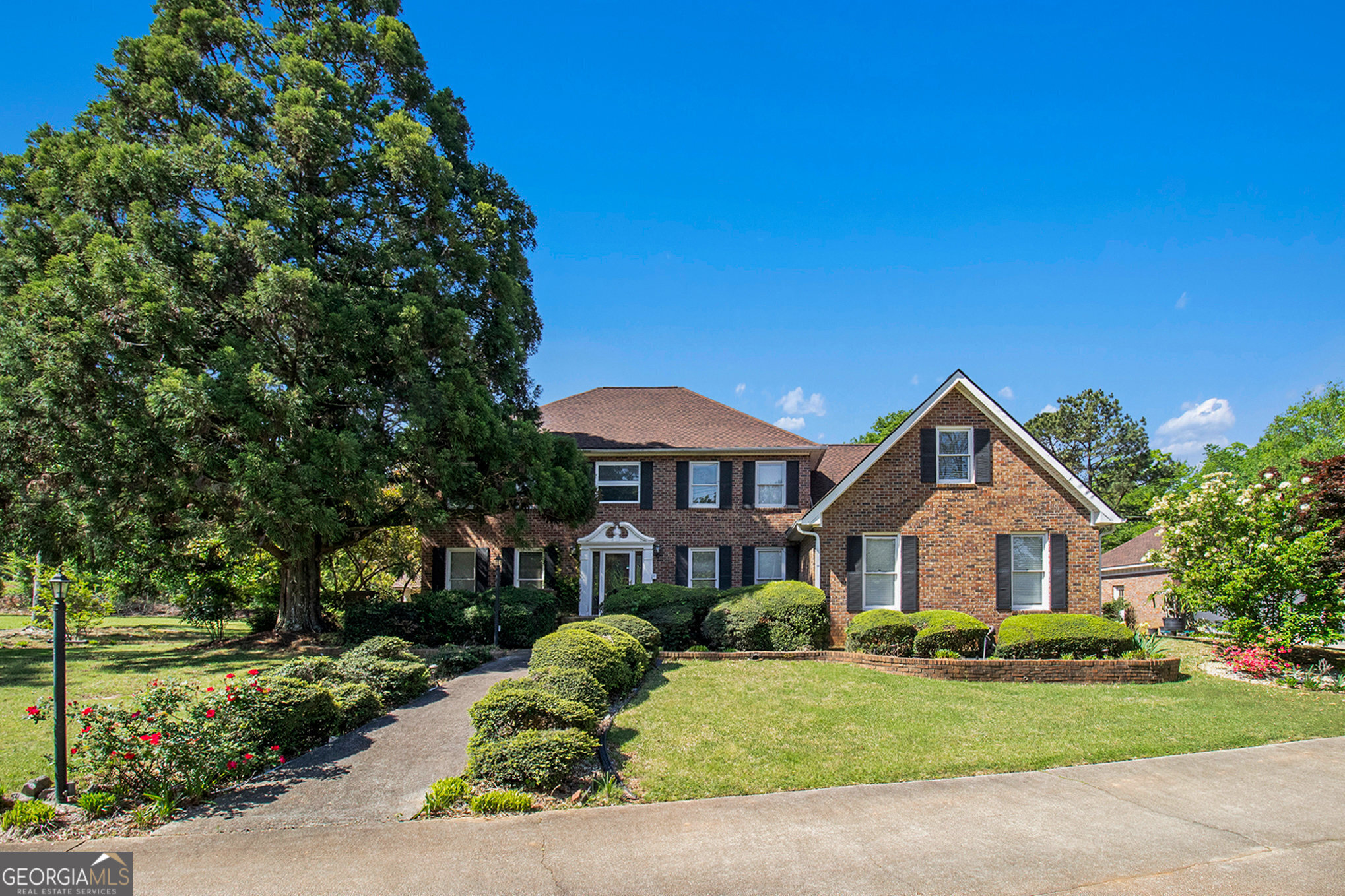 2405 Old Salem Road Se Property Photo 1