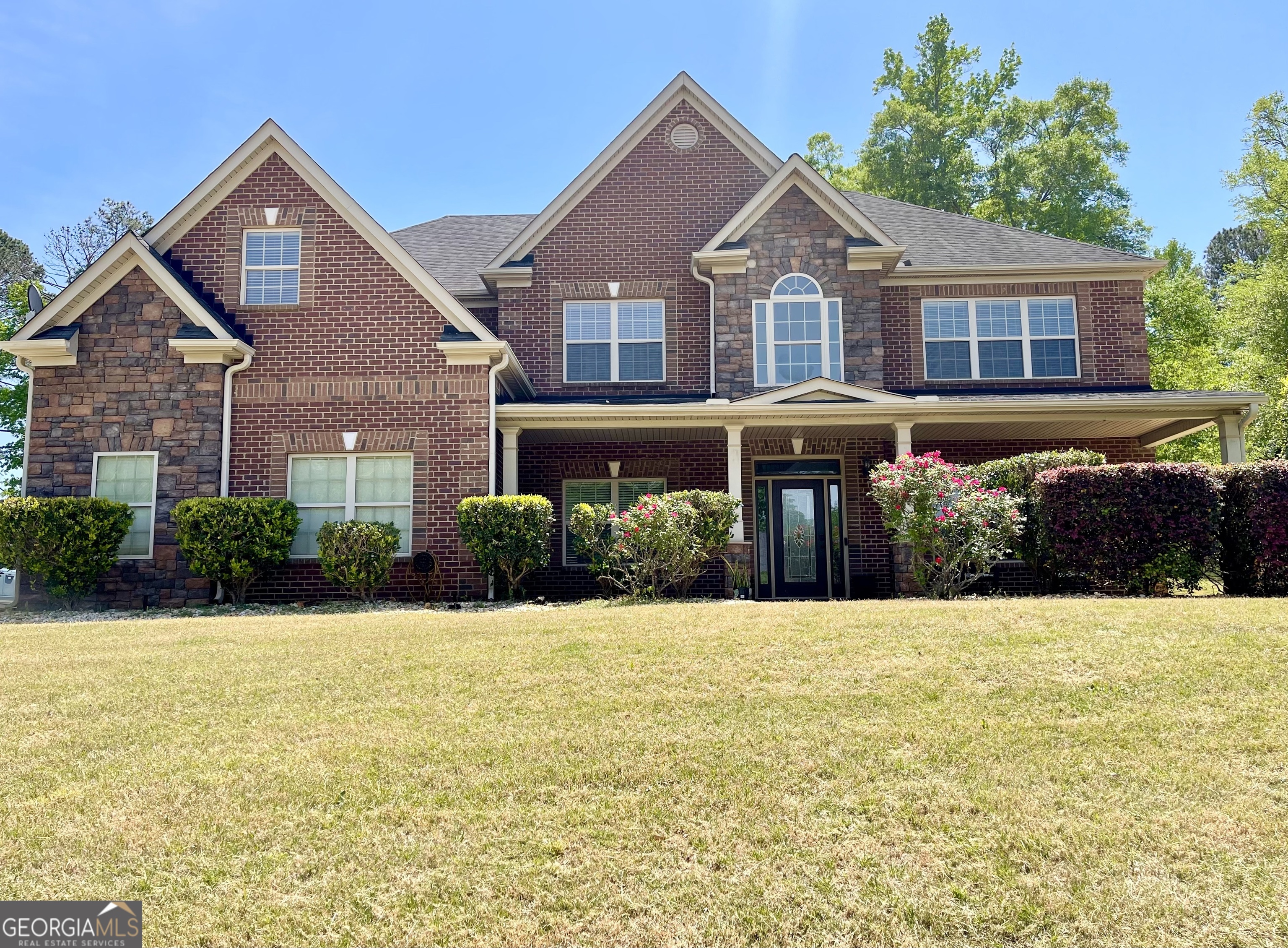 220 Fannin Lane Property Photo 1