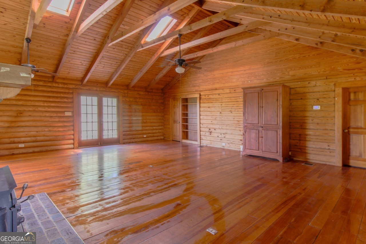1600 Campbell Drive Property Photo 12