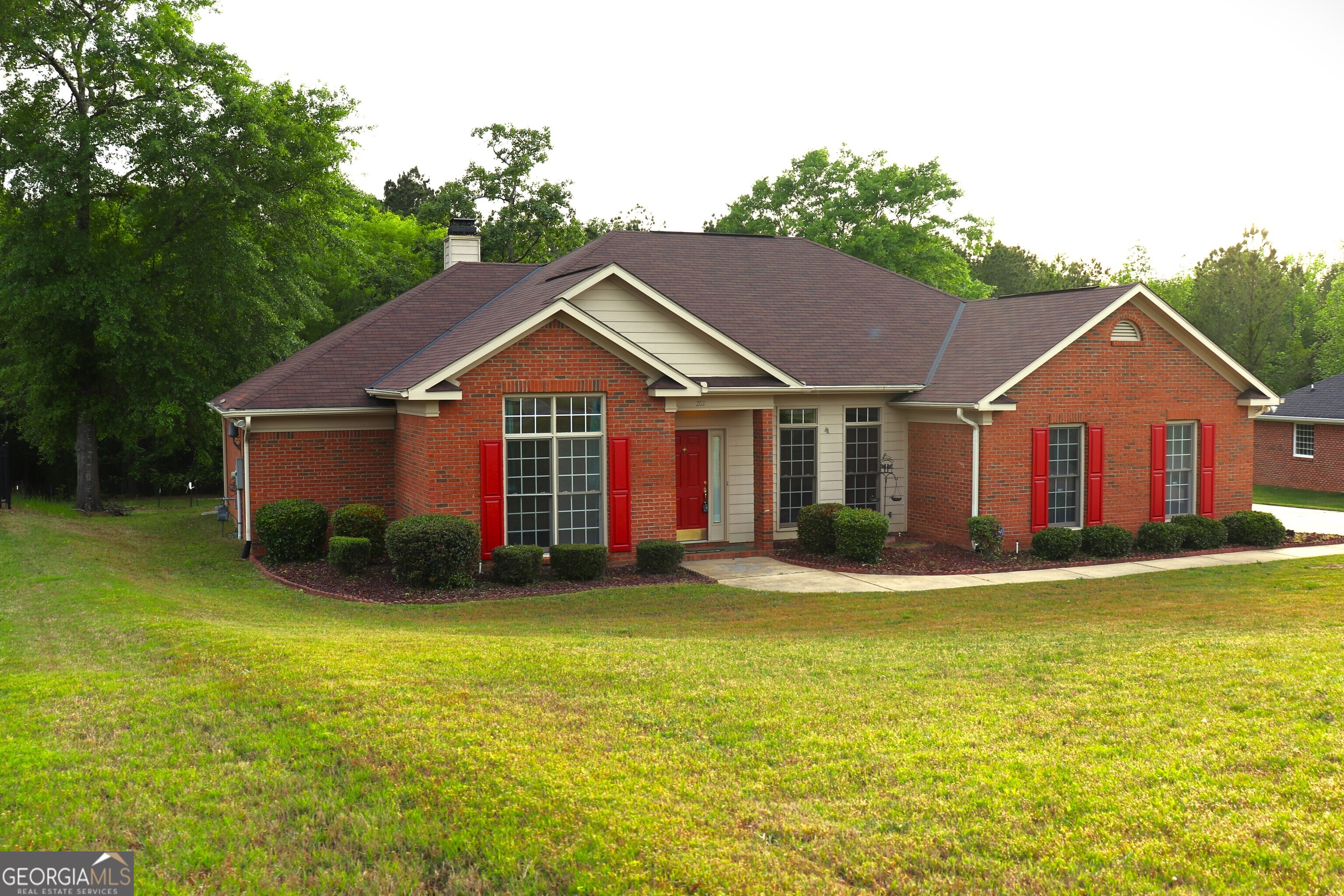 6008 Walters Loop Property Photo 3