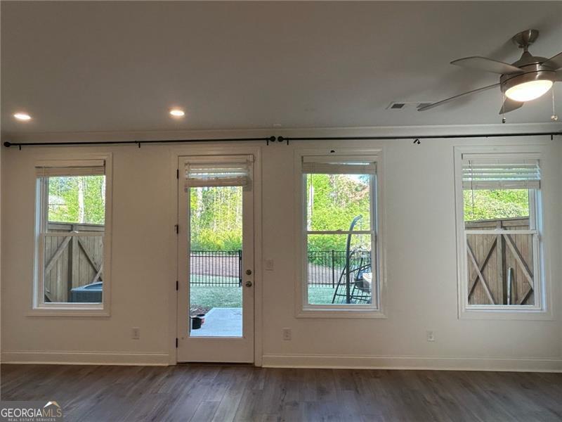 102 Birch Tree Way Property Photo 3