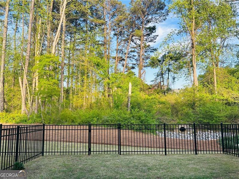 102 Birch Tree Way Property Photo 25