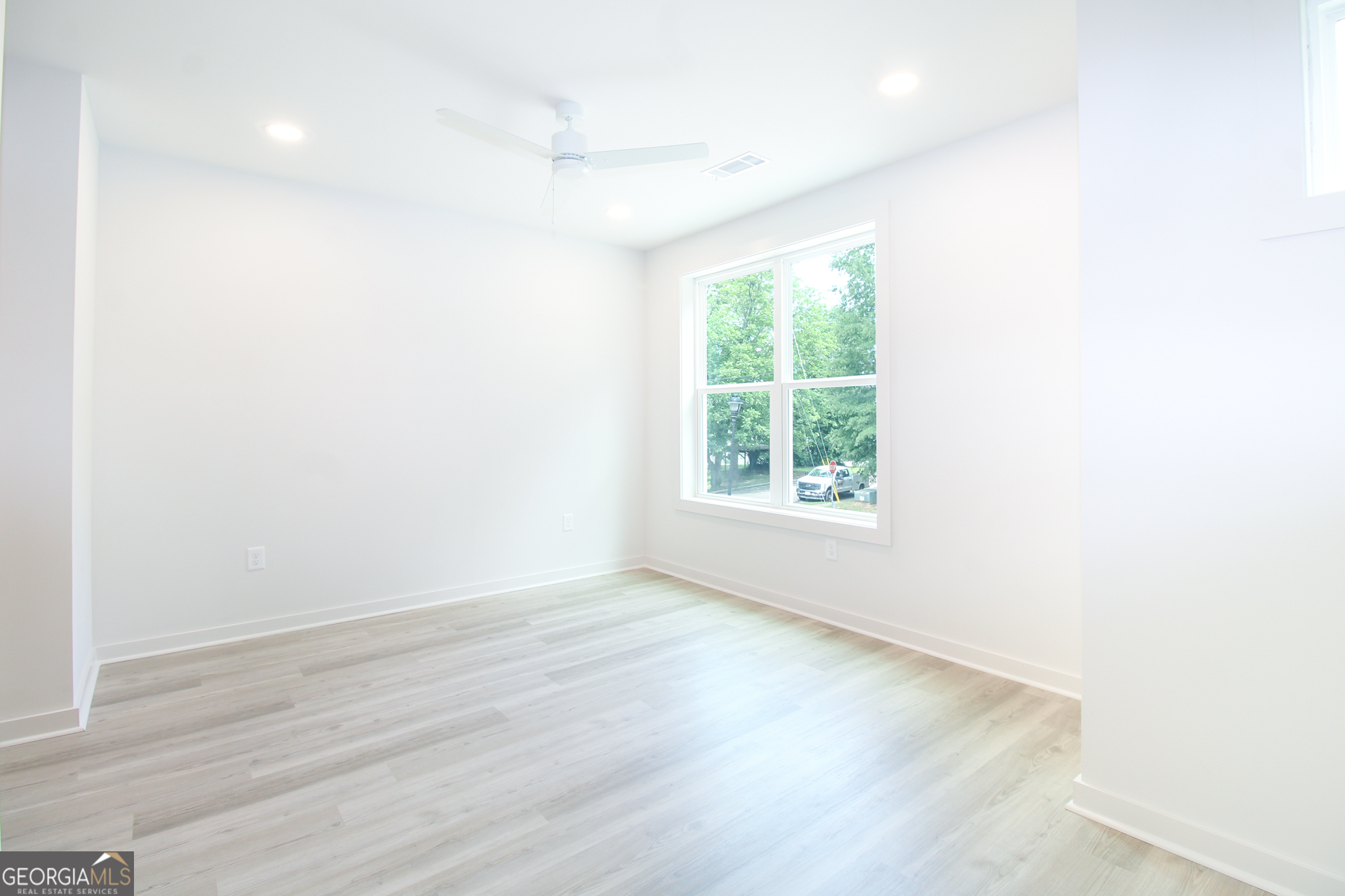 240 Martha Drive Property Photo 10