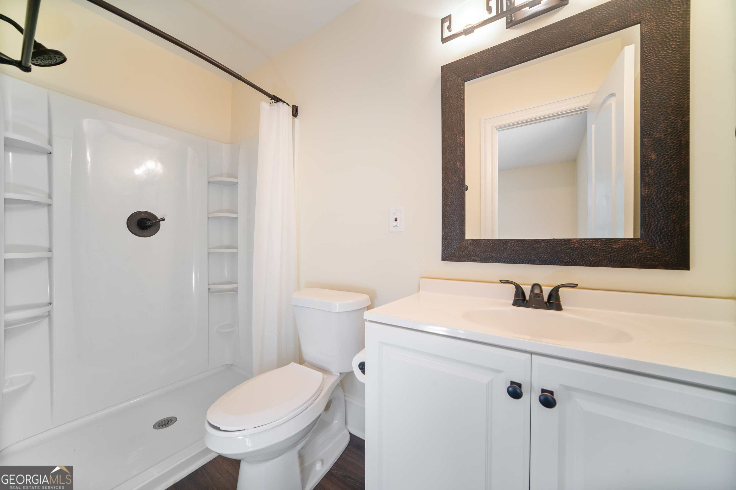 26 Walker Street Property Photo 16