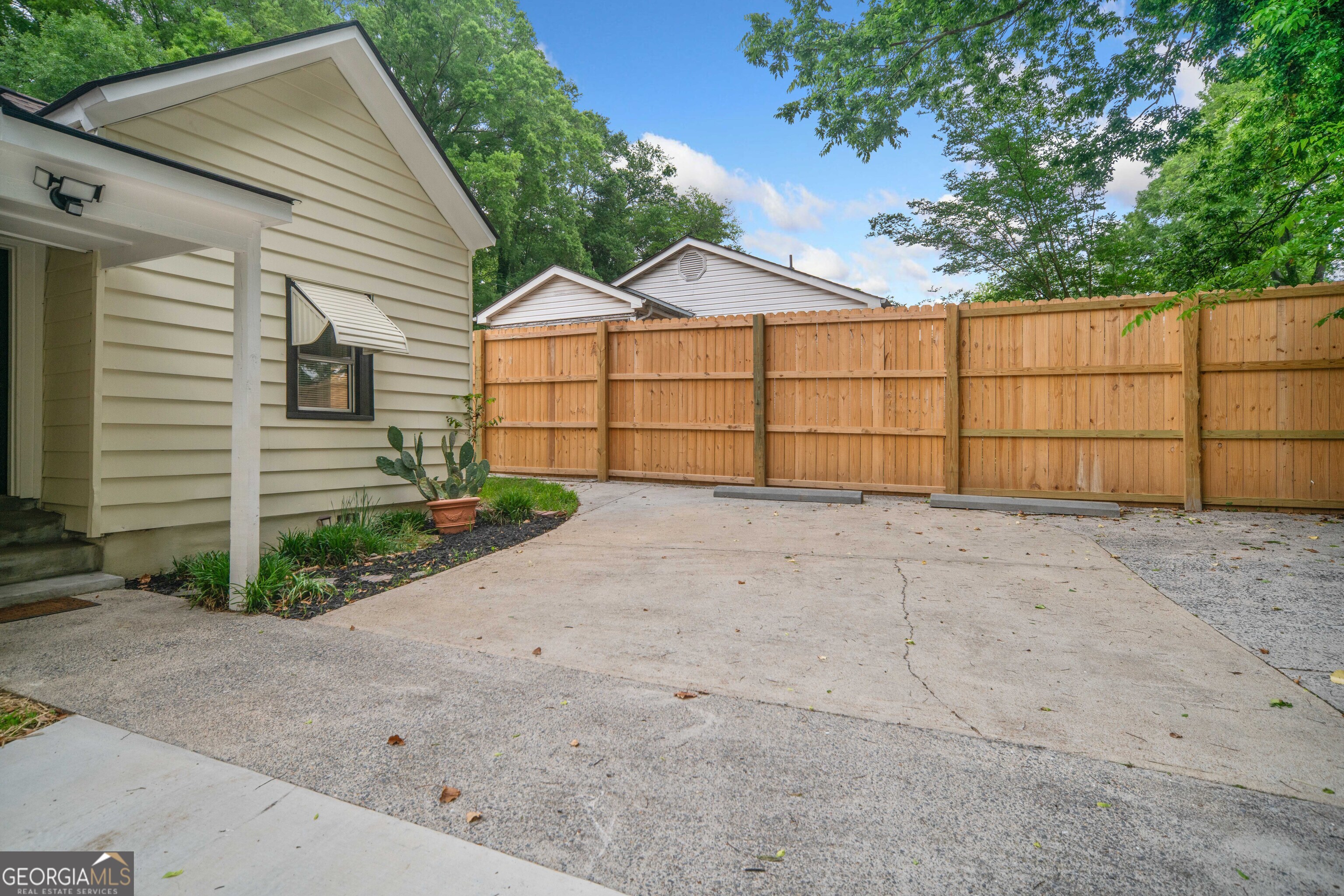 26 Walker Street Property Photo 21
