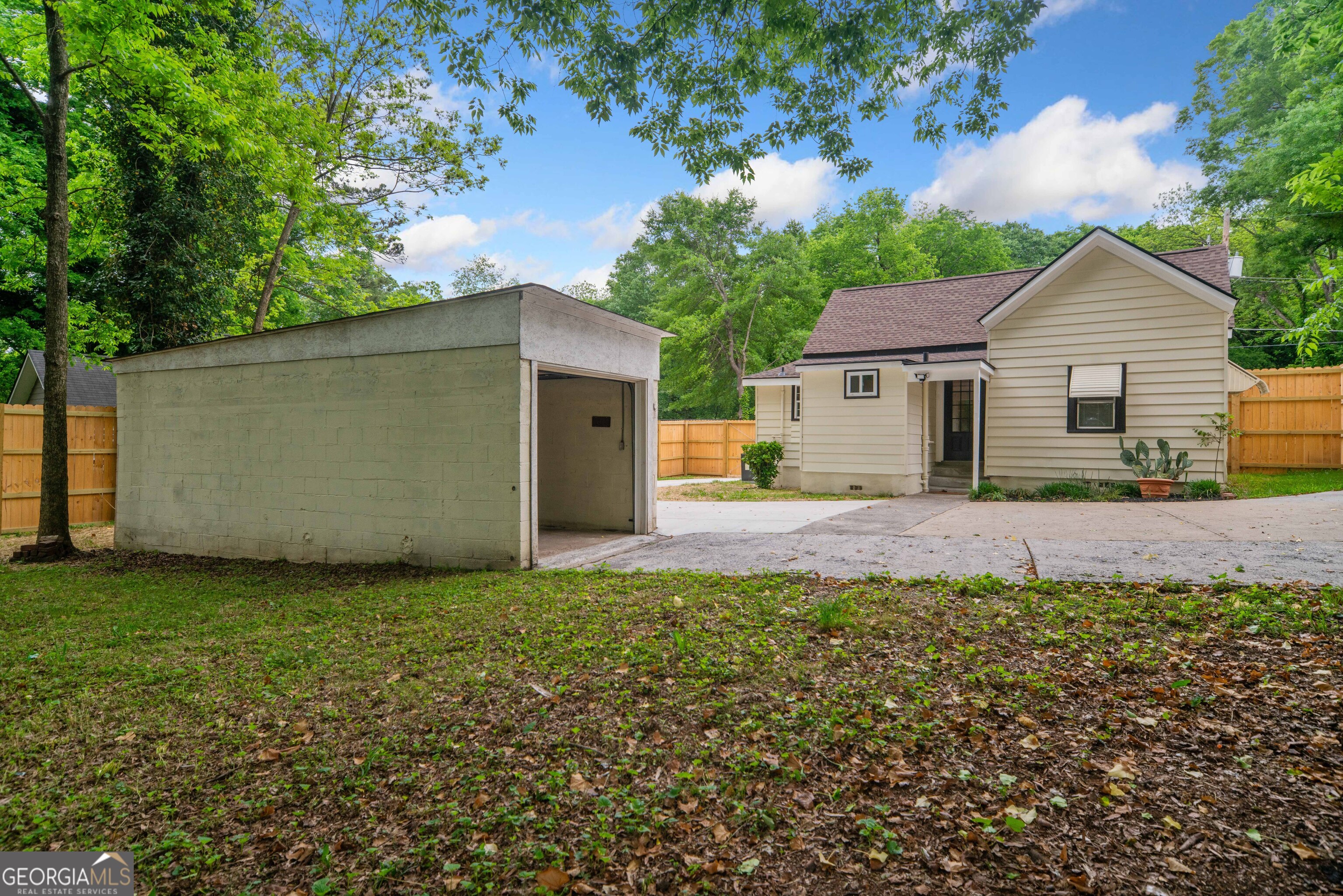 26 Walker Street Property Photo 24
