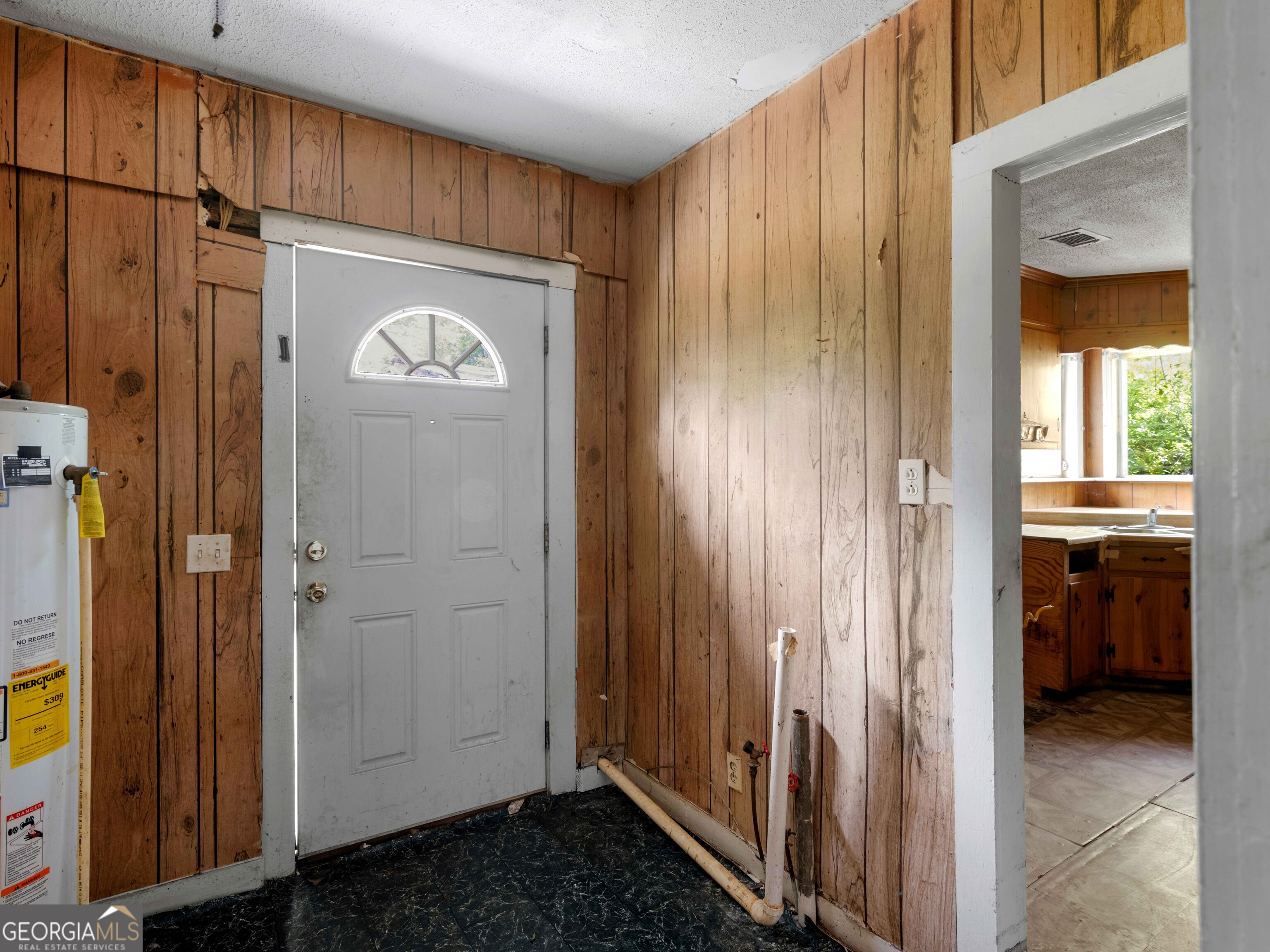 715 E Chappell Street Property Photo 11
