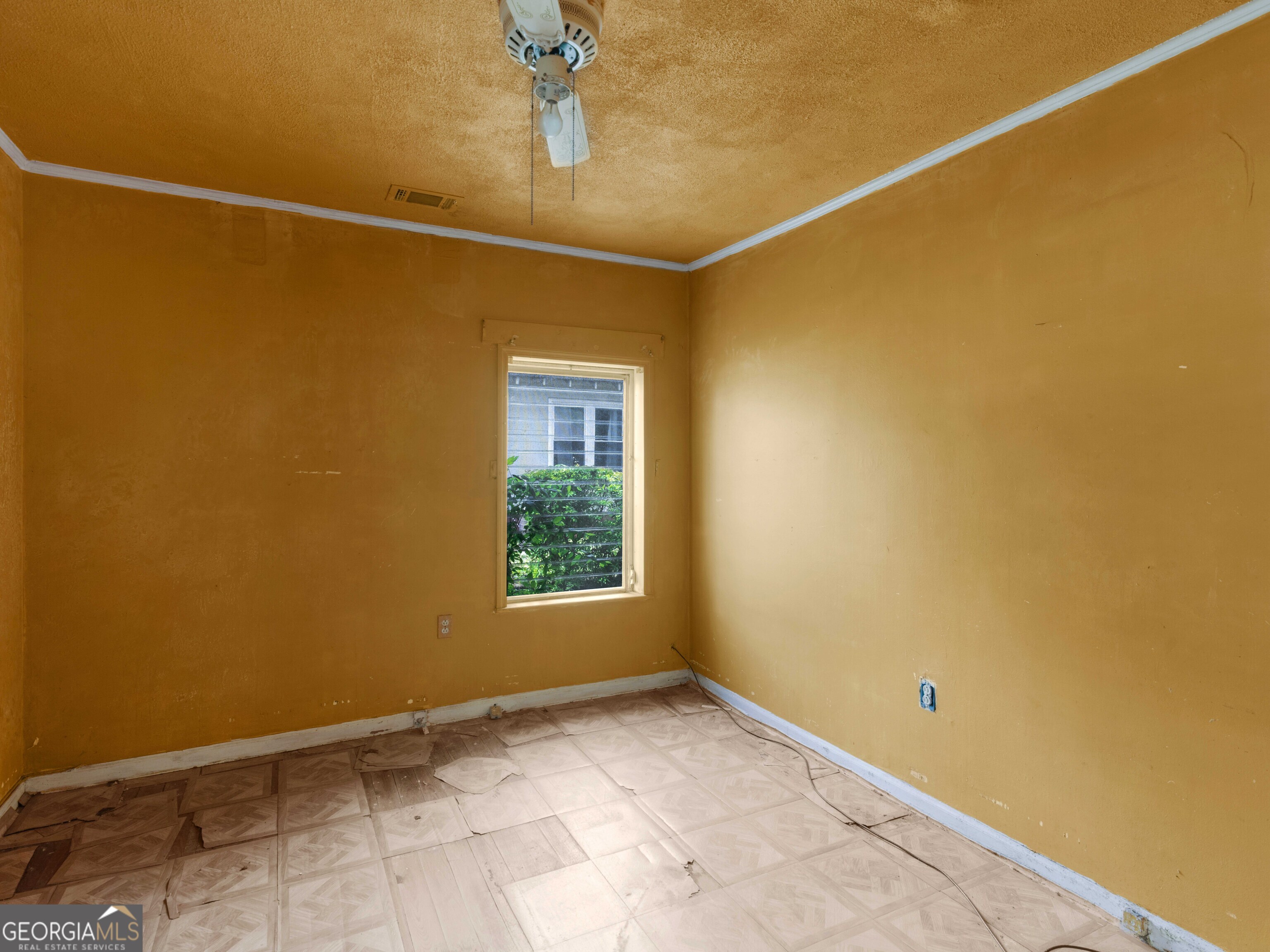 715 E Chappell Street Property Photo 14