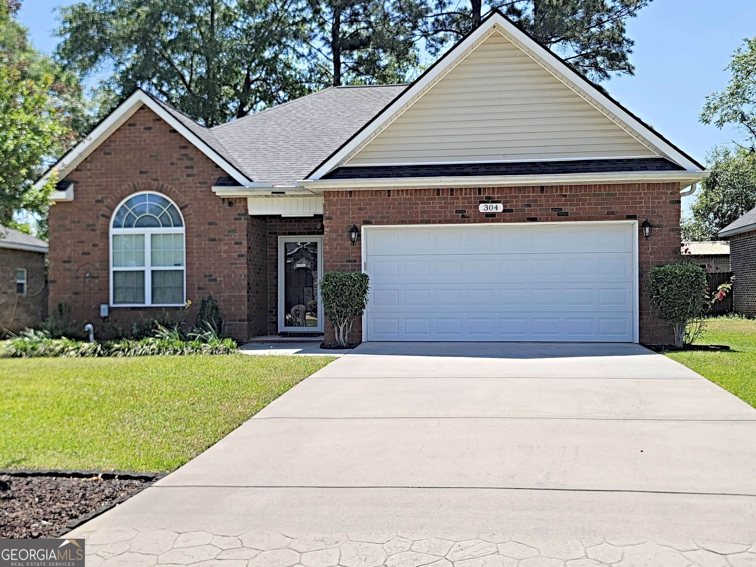 Centerville Real Estate Listings Main Image