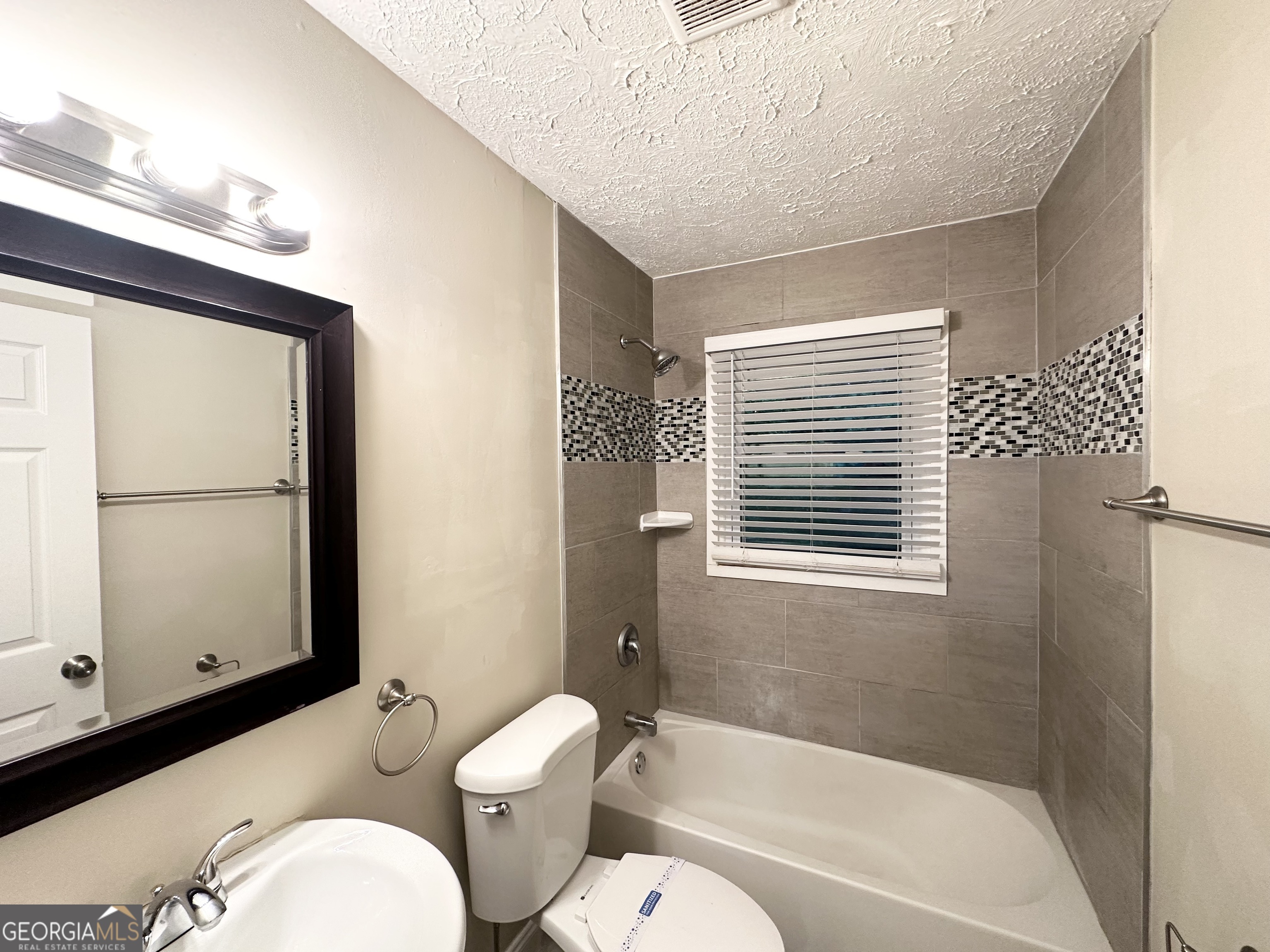 2965 Meadowview Drive Se Property Photo 12