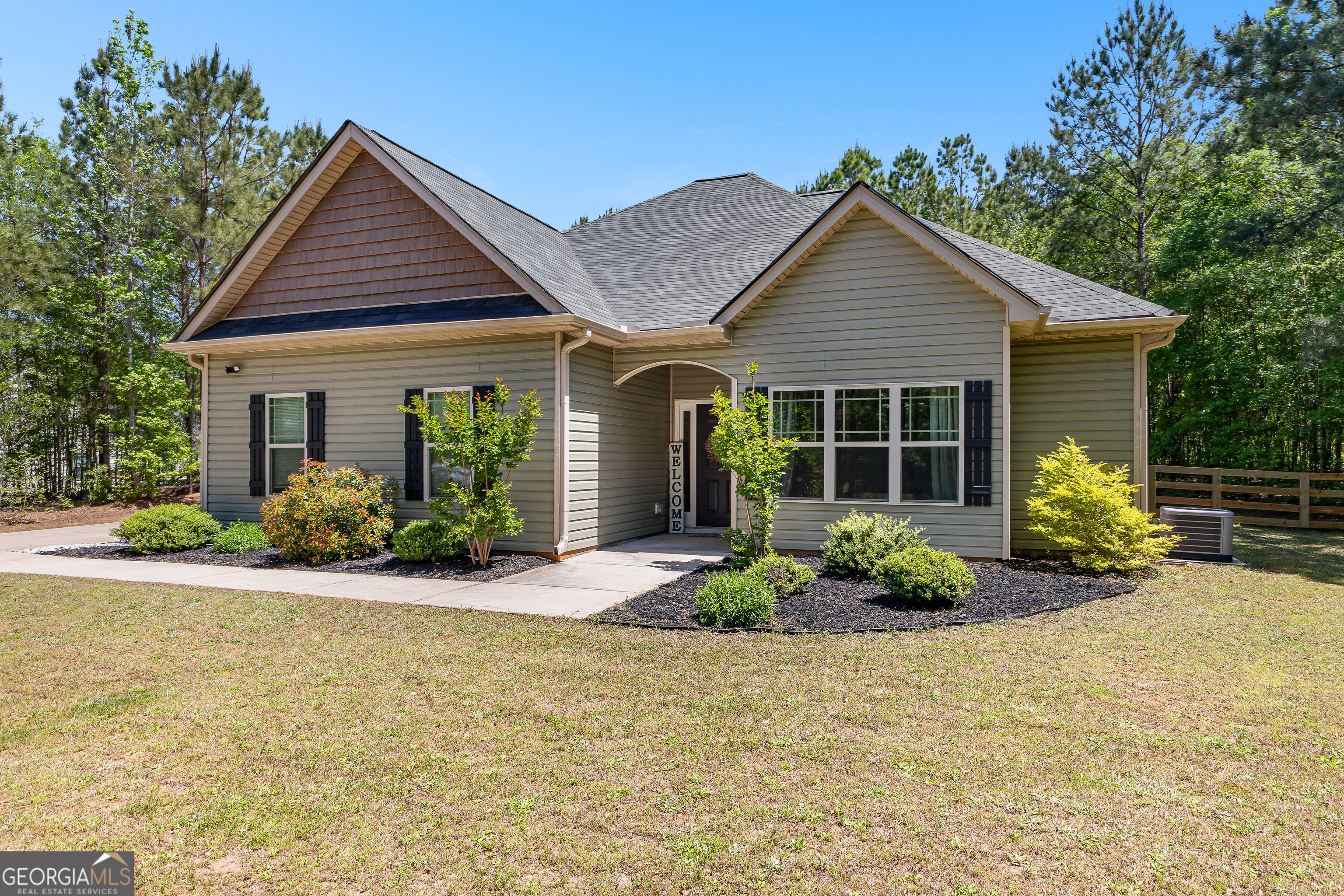 44 Roswell Lee Road Property Photo