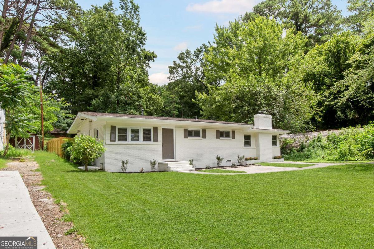 2037 Lenox Road Ne Property Photo 1