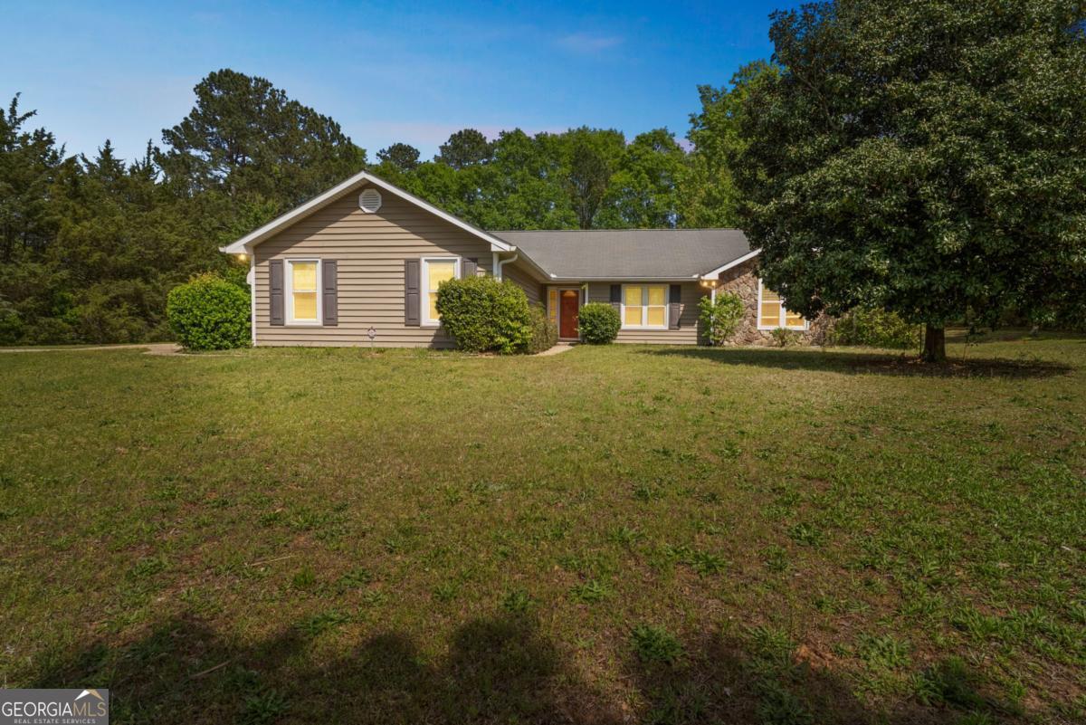110 Tamarack Trail Property Photo 1