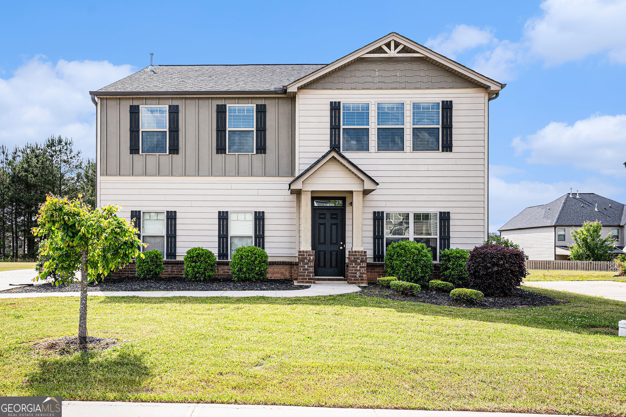 115 Oakwood Drive Property Photo
