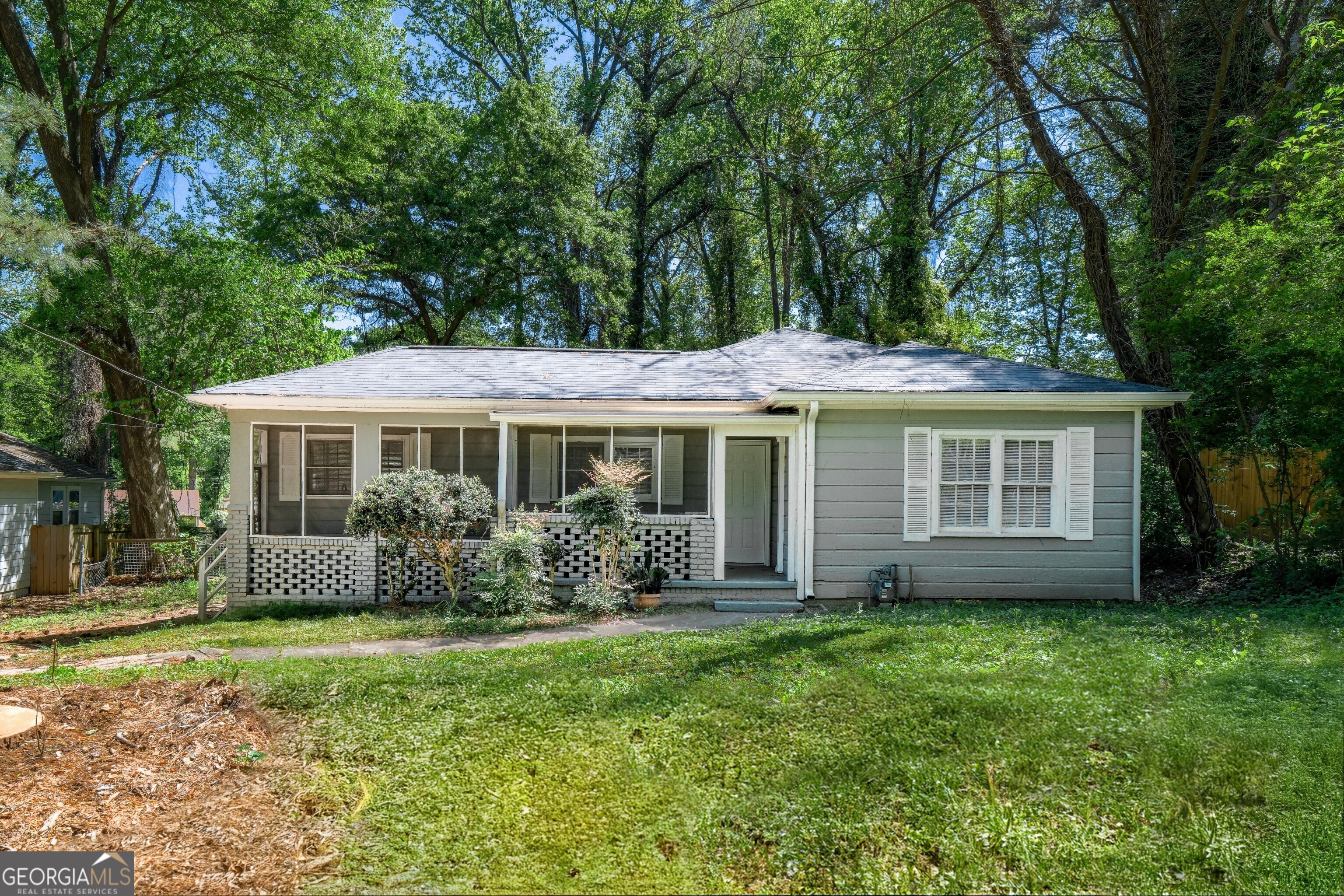 1581 Kenmore Street Sw Property Photo 1