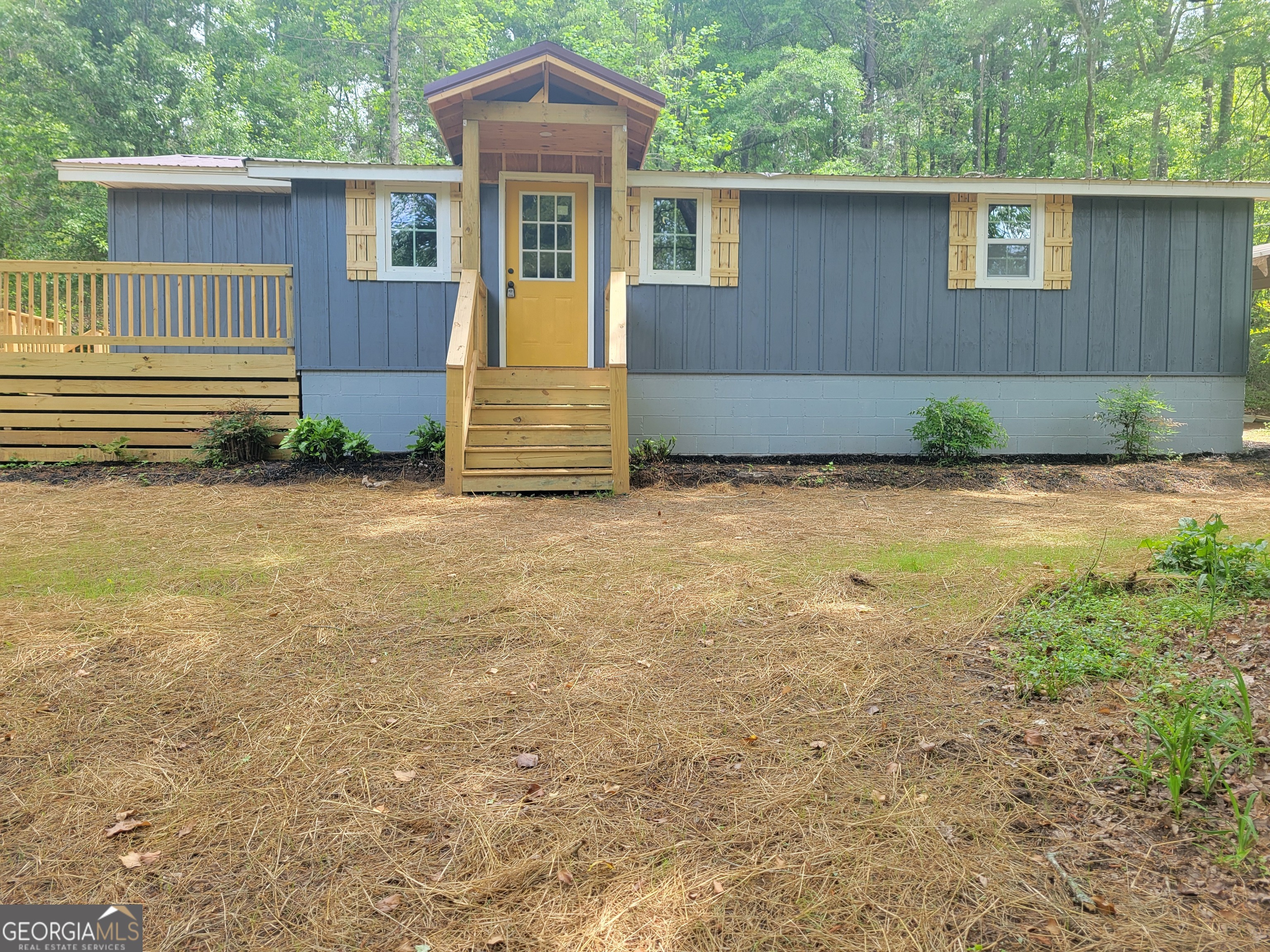 4131 Stone Mtn Street Property Photo 1