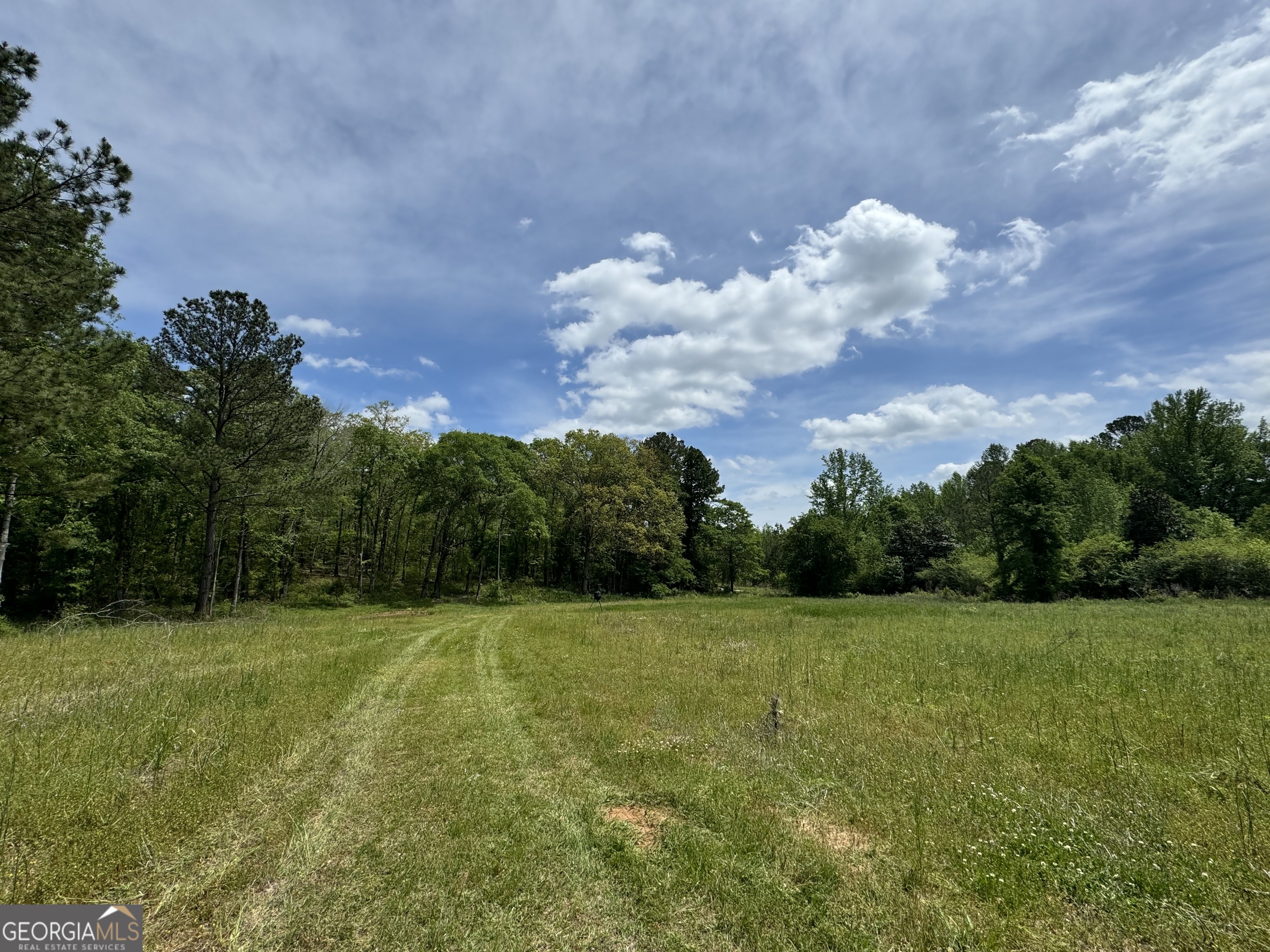 2331 Hollonville Road Property Photo 1
