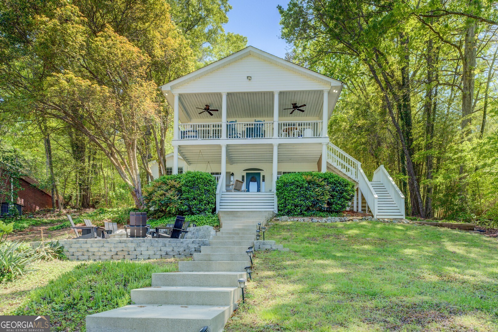 55 Swan Court Property Photo 1