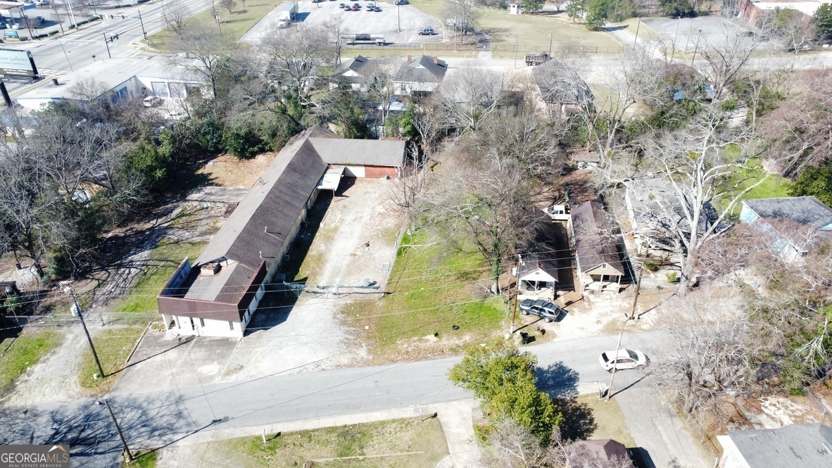 4523 Gilbert Avenue Property Photo 4