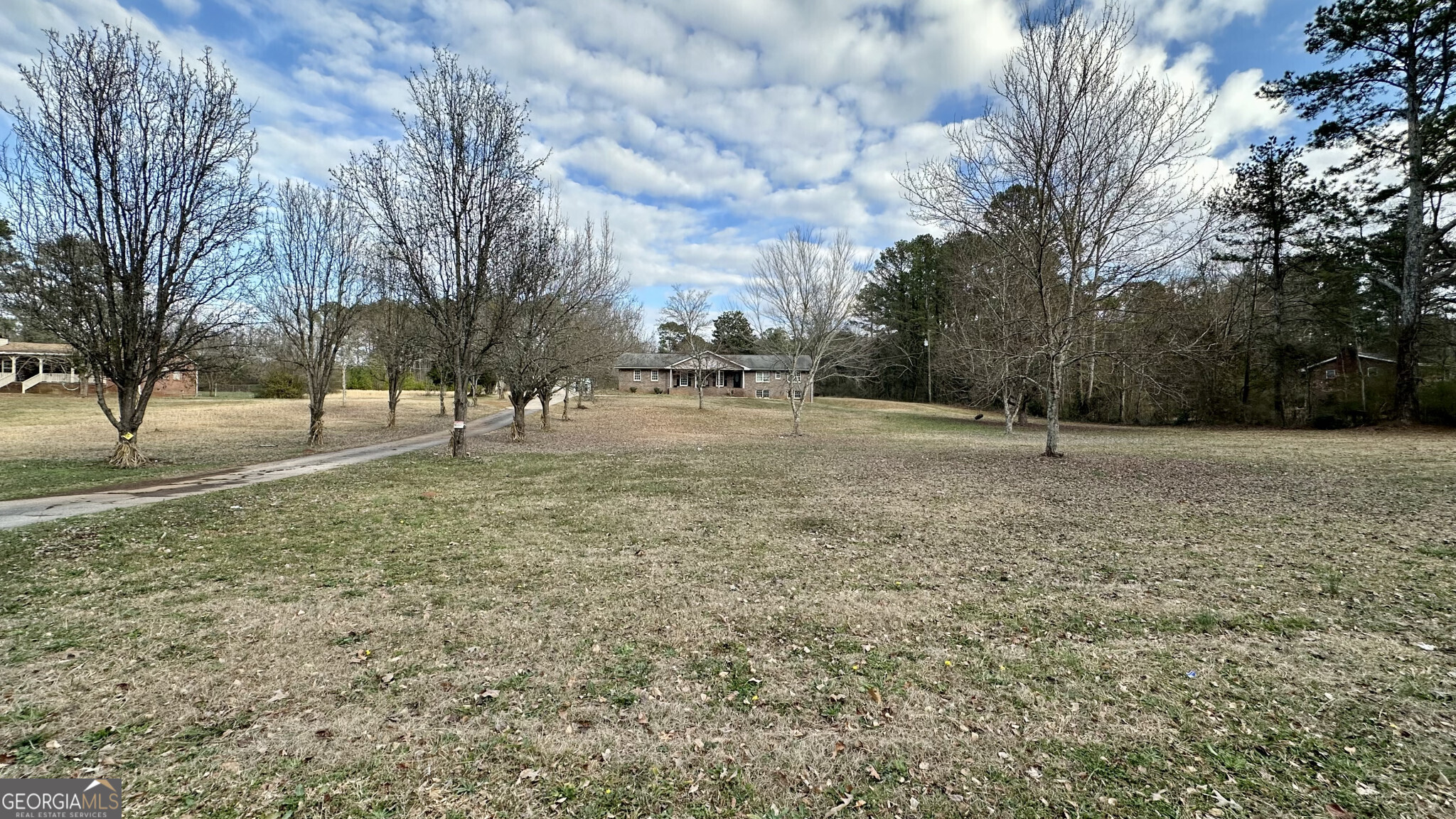 2450 Highway 155 N Property Photo 1
