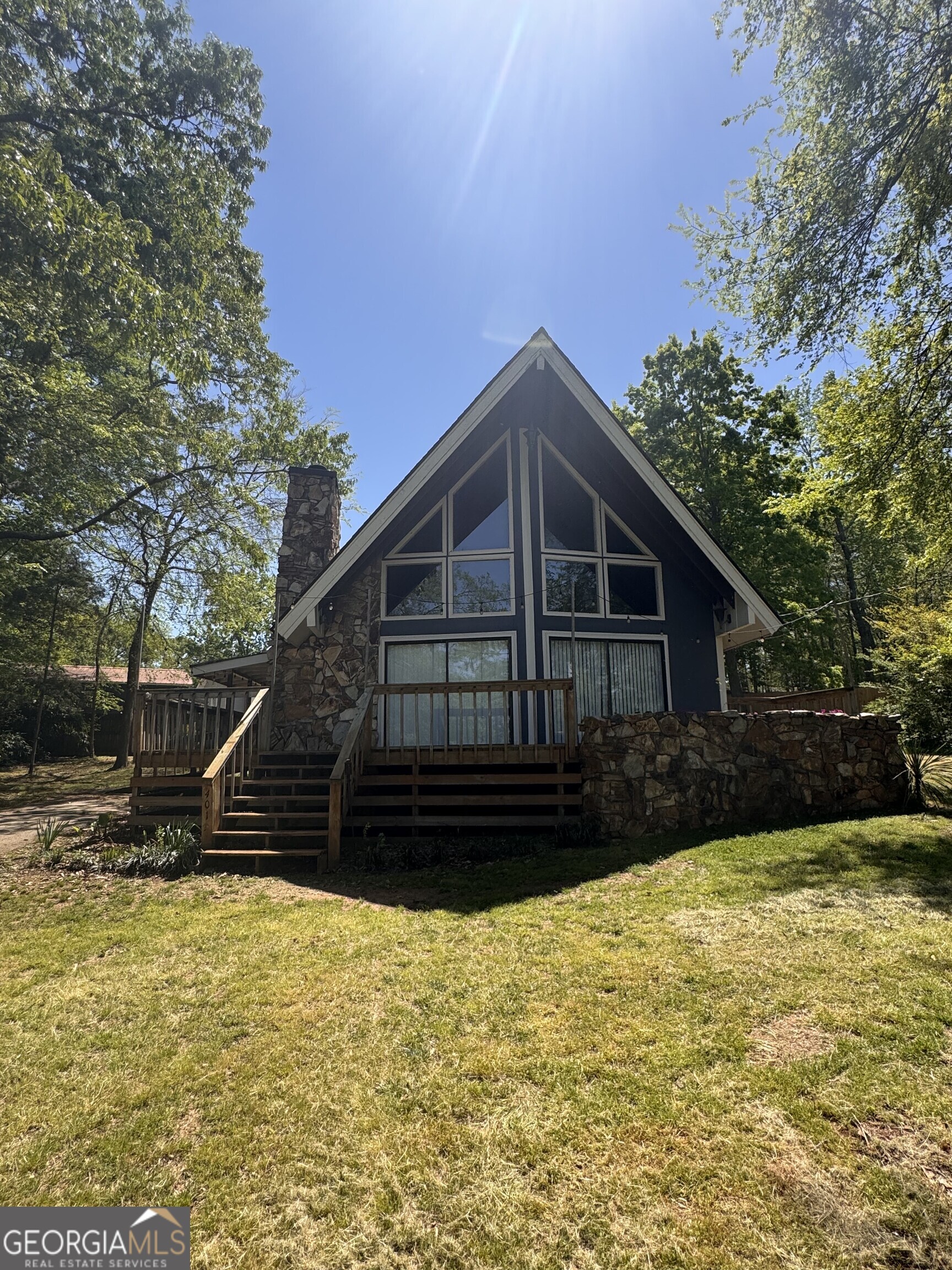 401 Lake Club Circle Property Photo