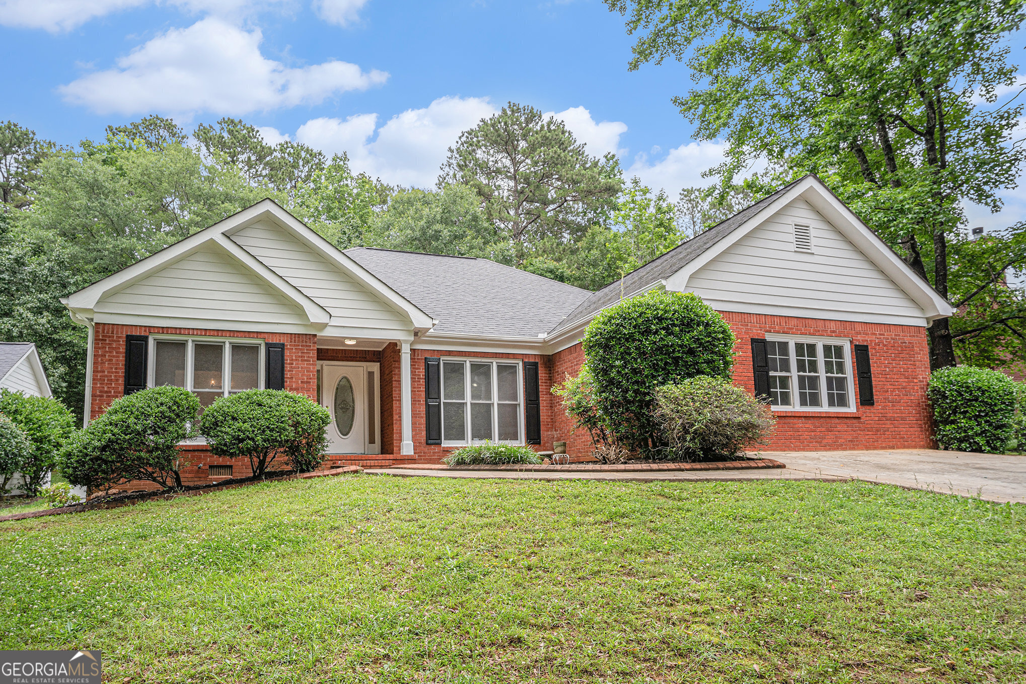 1721 Druids Crossing Se Property Photo 1