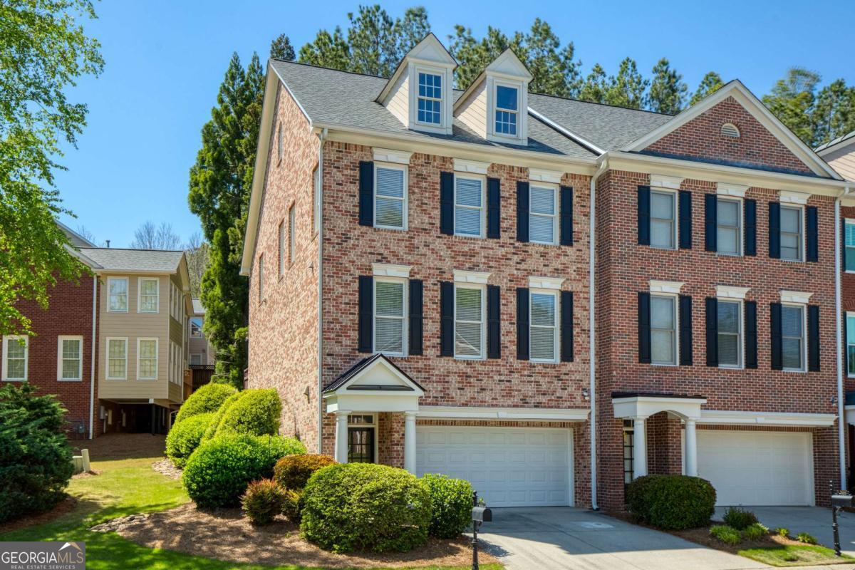 582 Vinings Estates Drive Se # B9 Property Photo 1