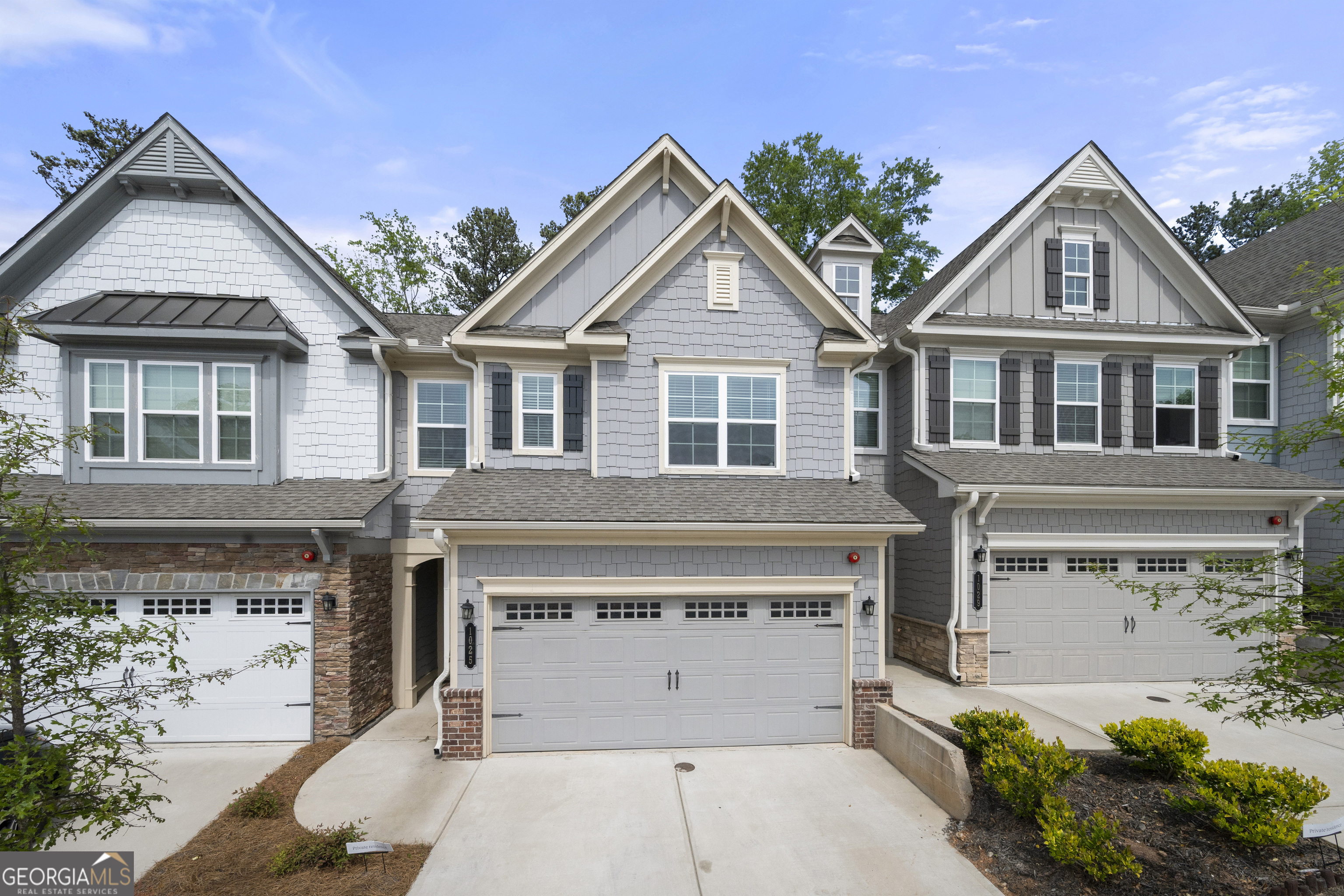 1025 Cherryfield Property Photo 1