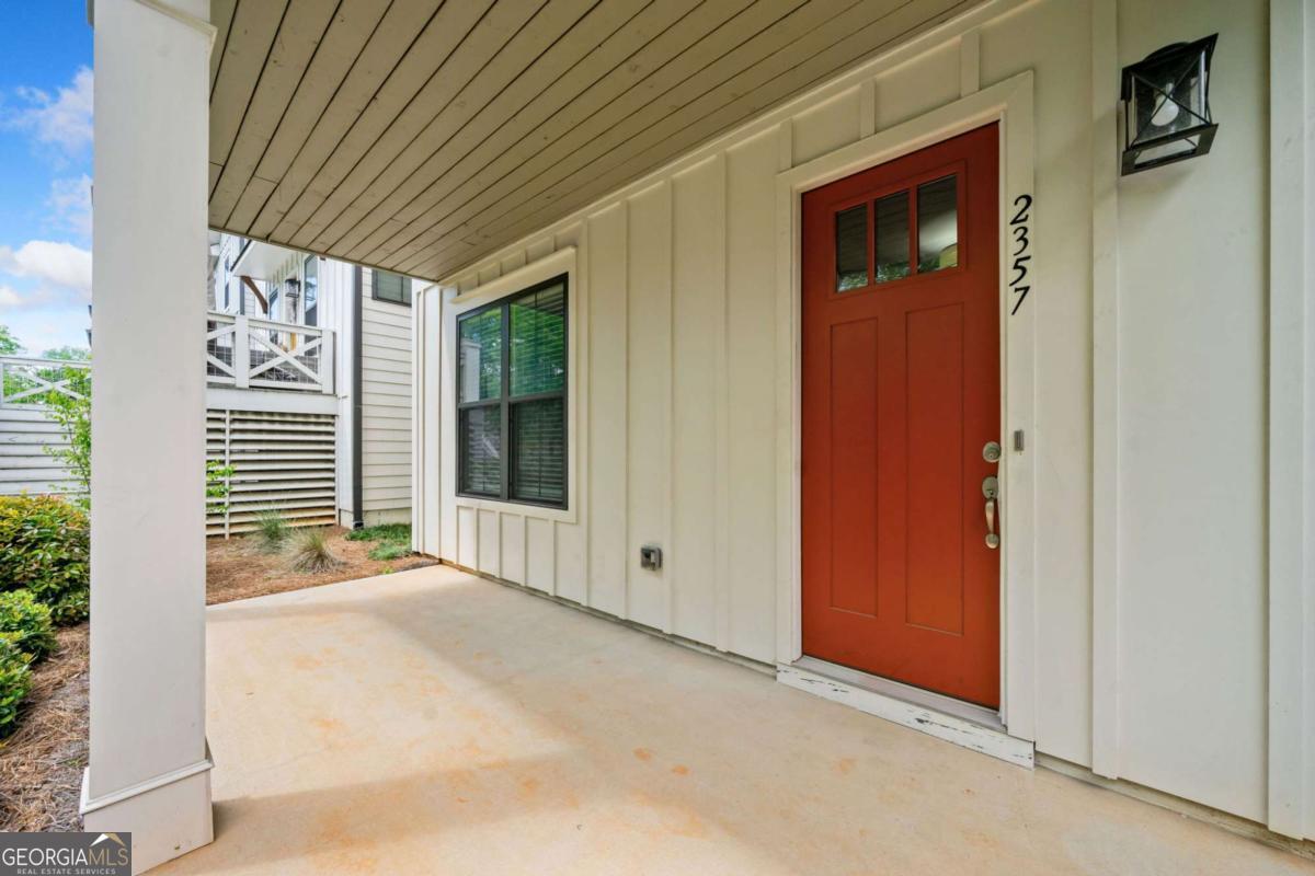 2357 Rover Court Property Photo 6