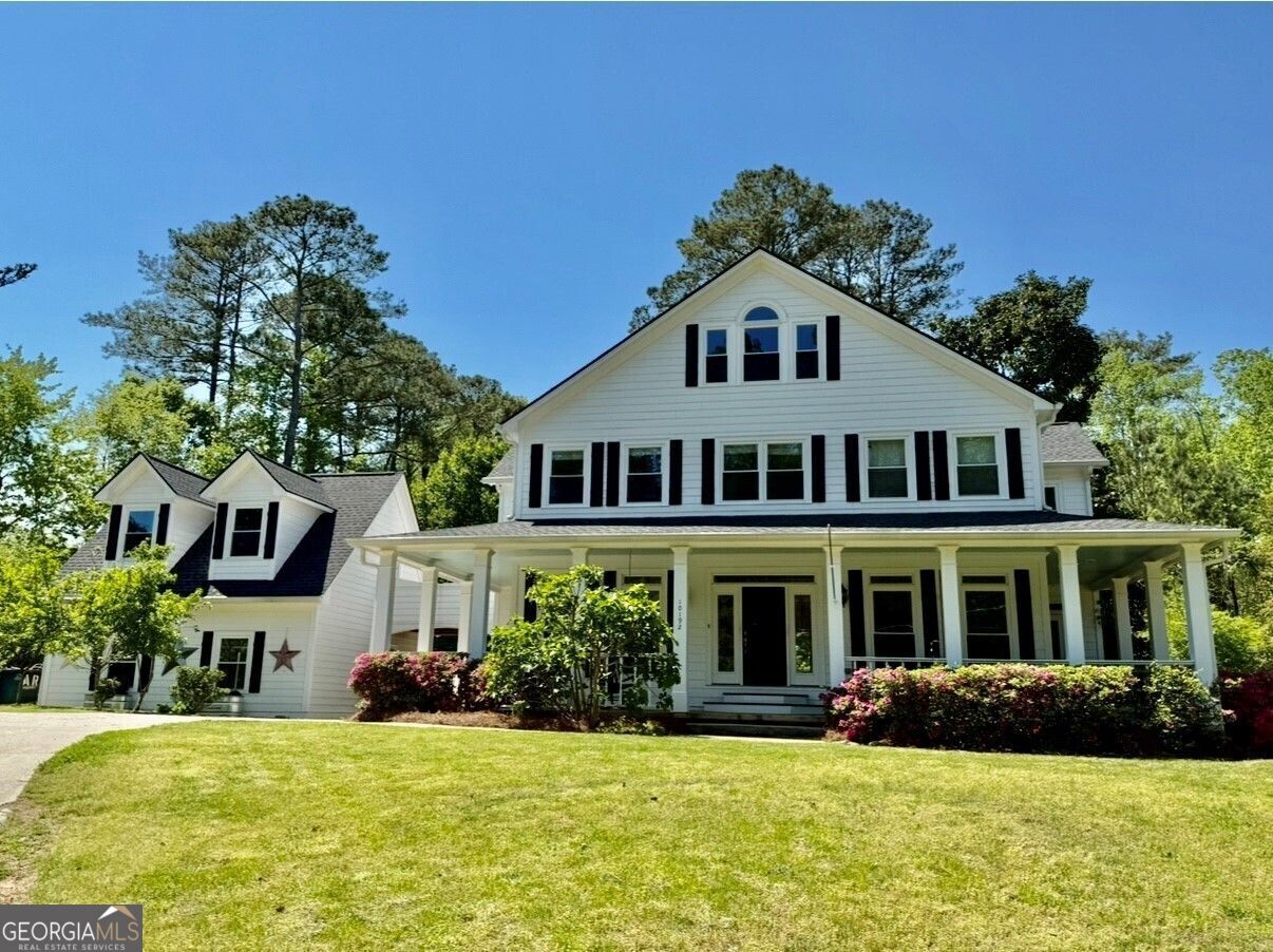10192 Shallowford Road Property Photo 1