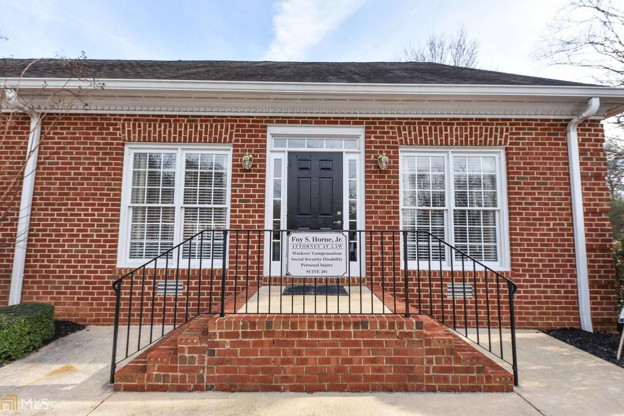 1671 Meriweather Drive # 201 Property Photo 2
