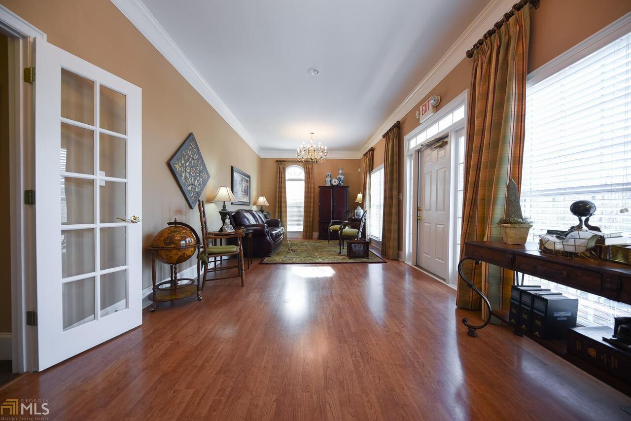 1671 Meriweather Drive # 201 Property Photo 4
